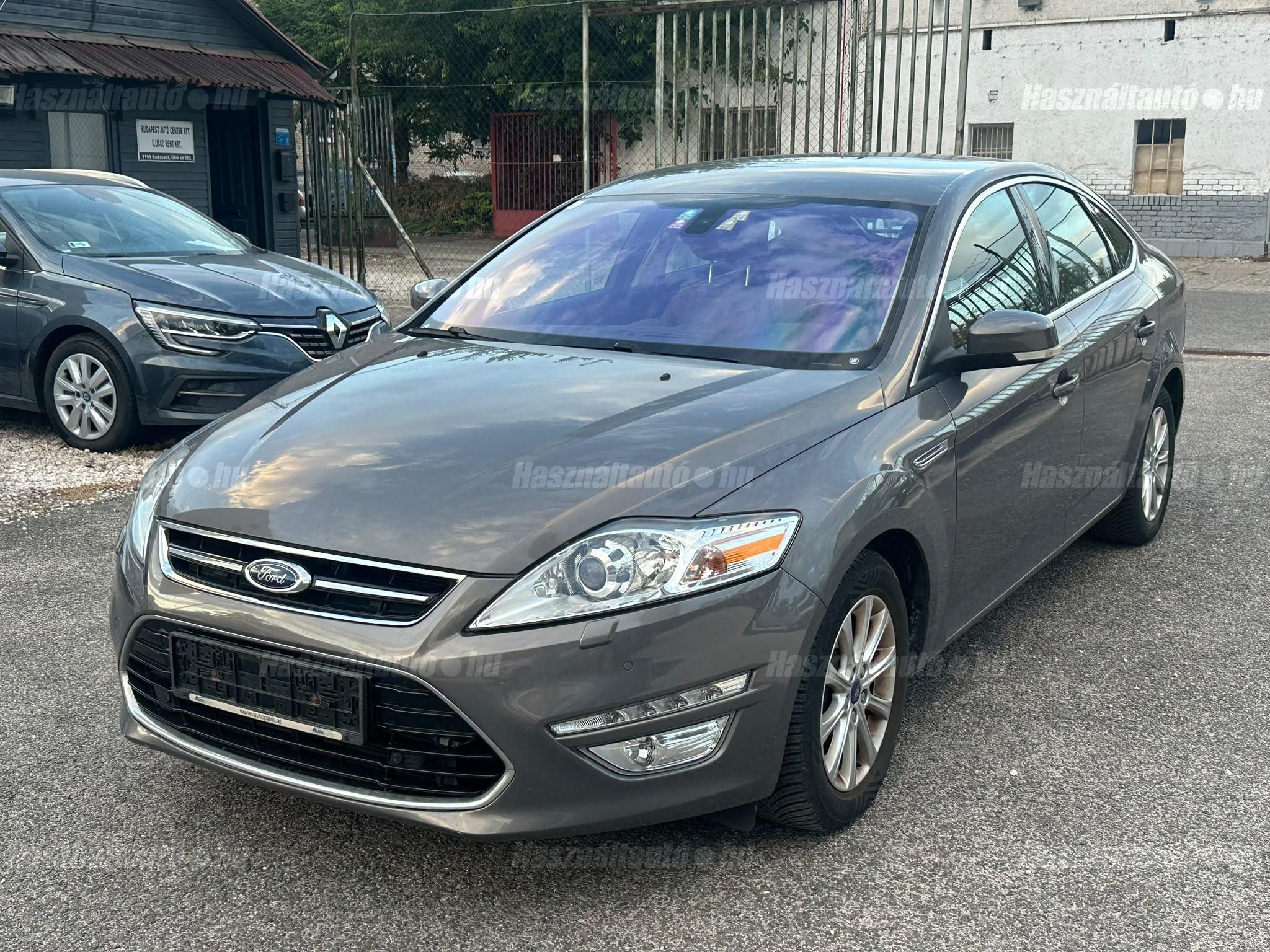 FORD MONDEO 2011/7 - 1