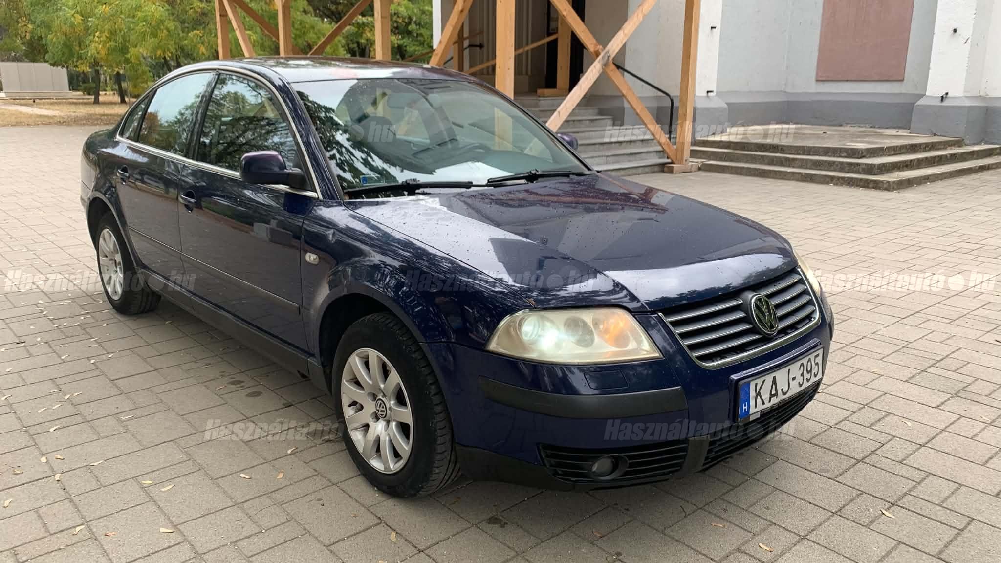 VOLKSWAGEN PASSAT 2003/10 - 1