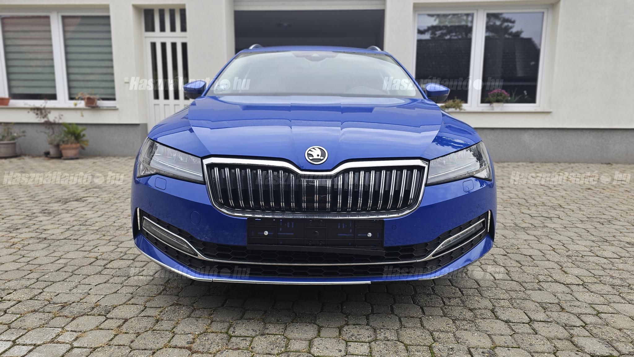SKODA SUPERB 2022/4 - 1