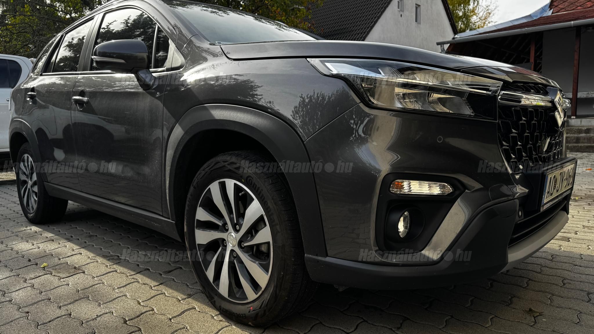 SUZUKI S-CROSS 2025/11 - 1