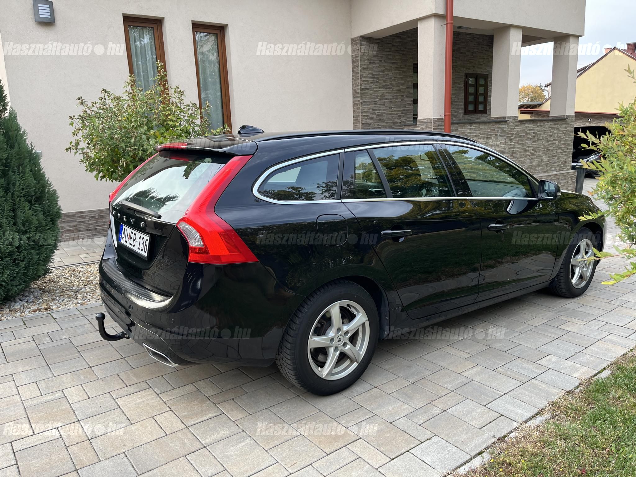 VOLVO V60 2014/3 - 1