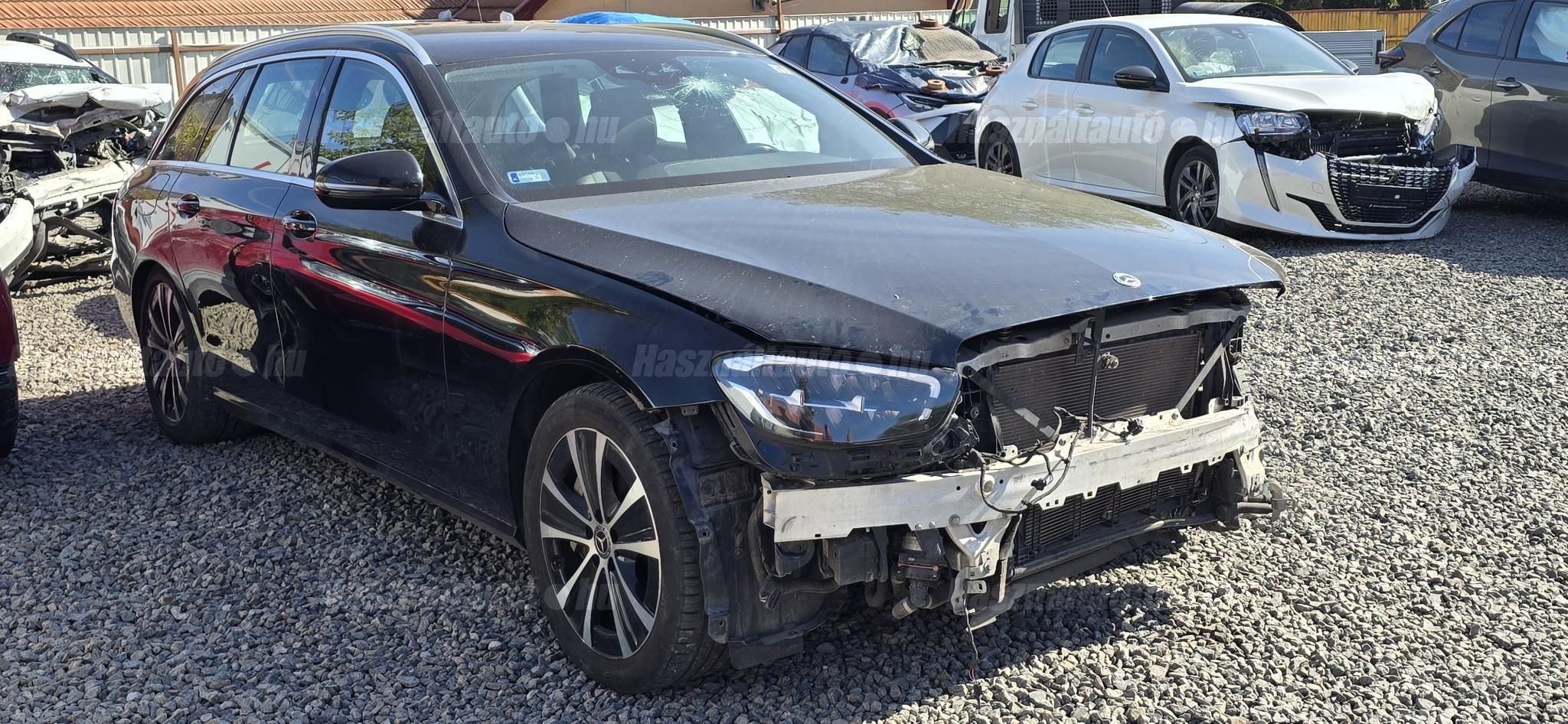 MERCEDES-BENZ E 300 2023/5 - 1