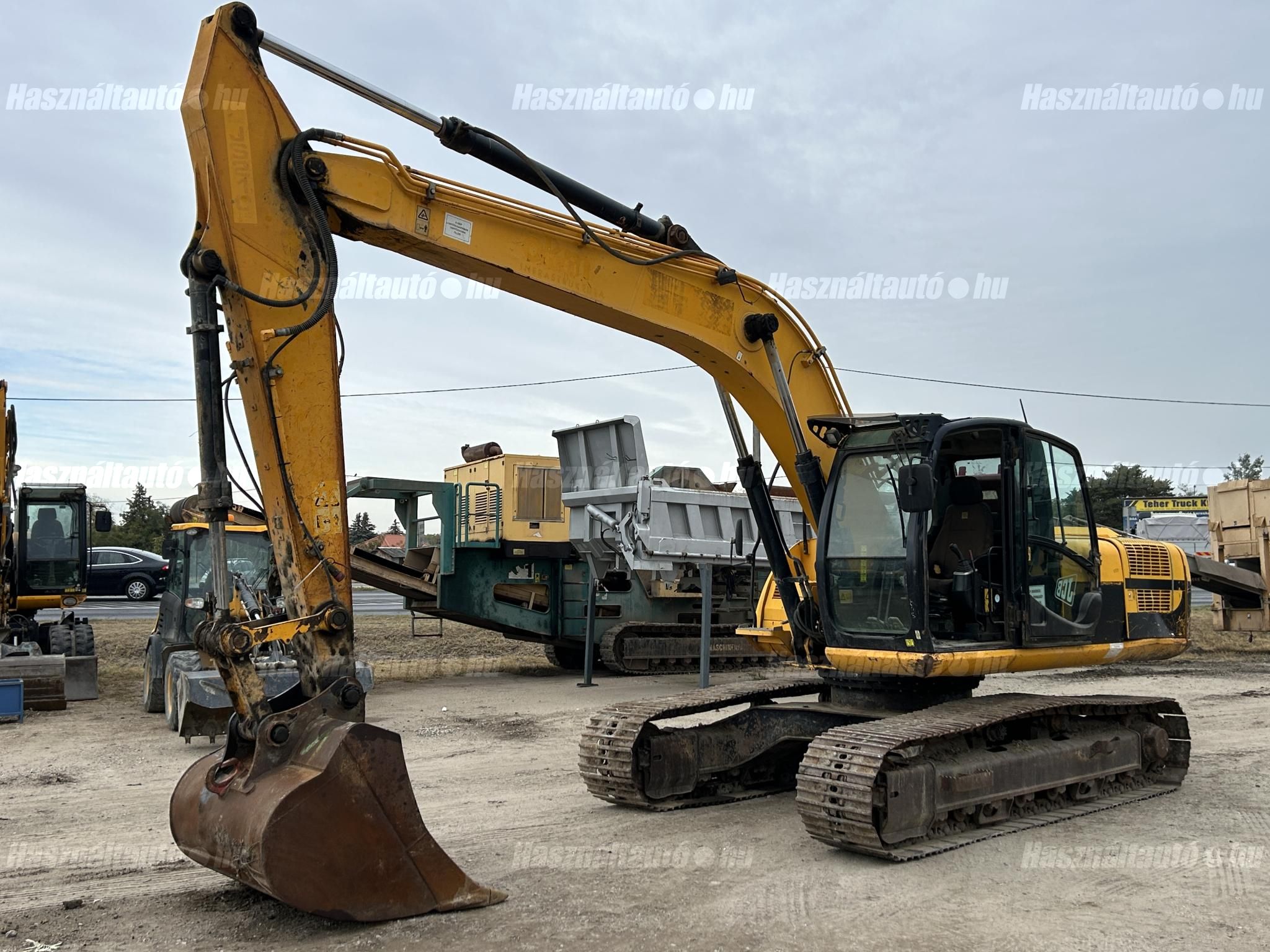 JCB 2011 - 1