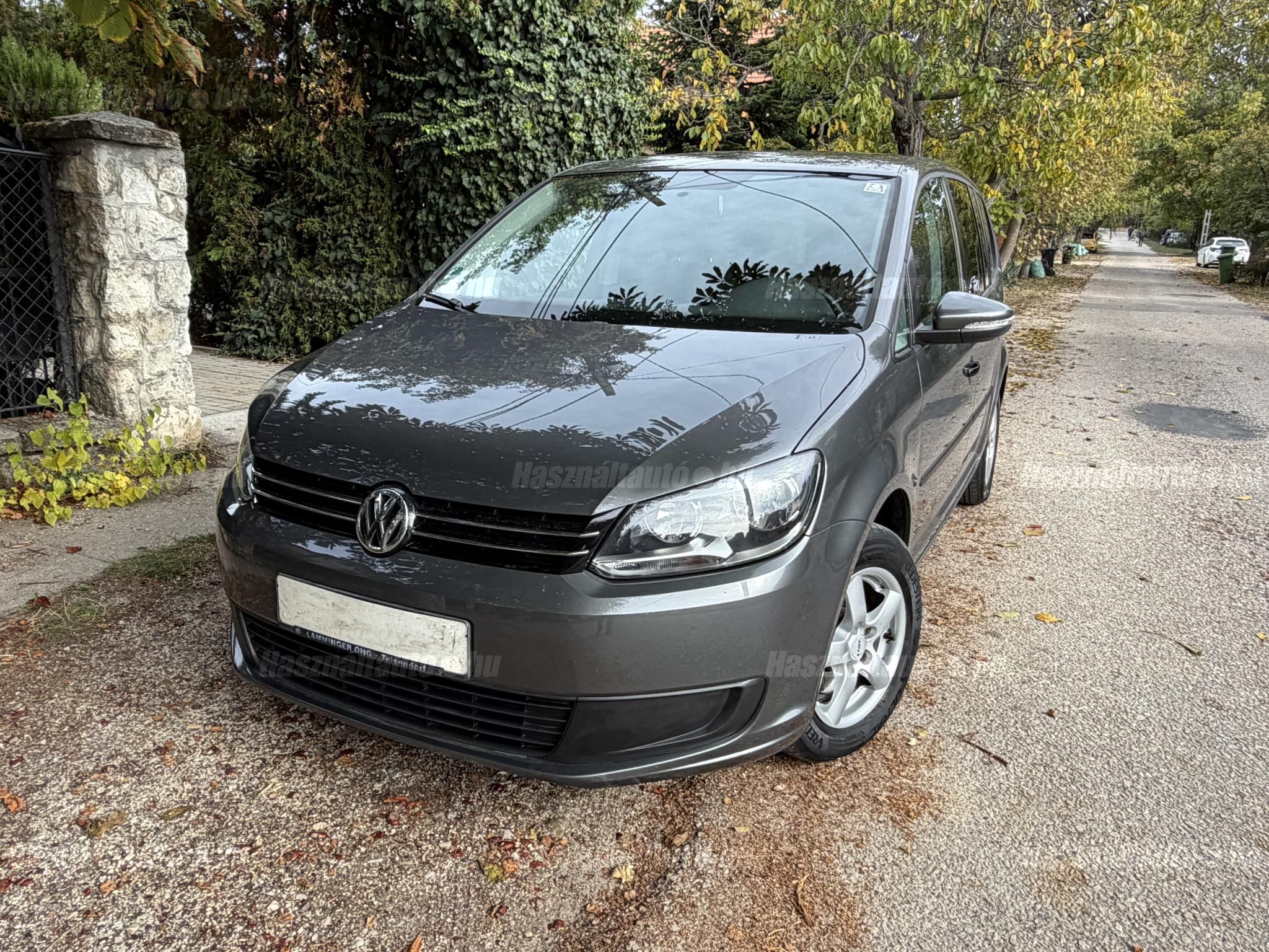 VOLKSWAGEN TOURAN 2011/12 - 1