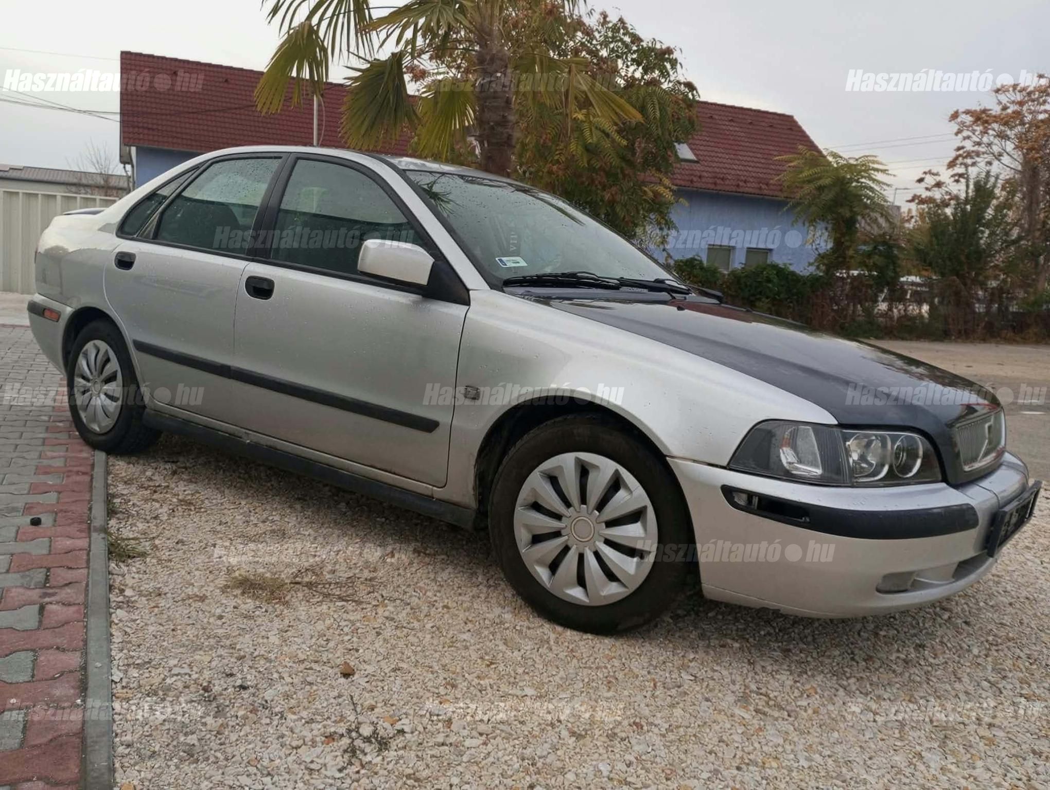 VOLVO S40 2002/6 - 1