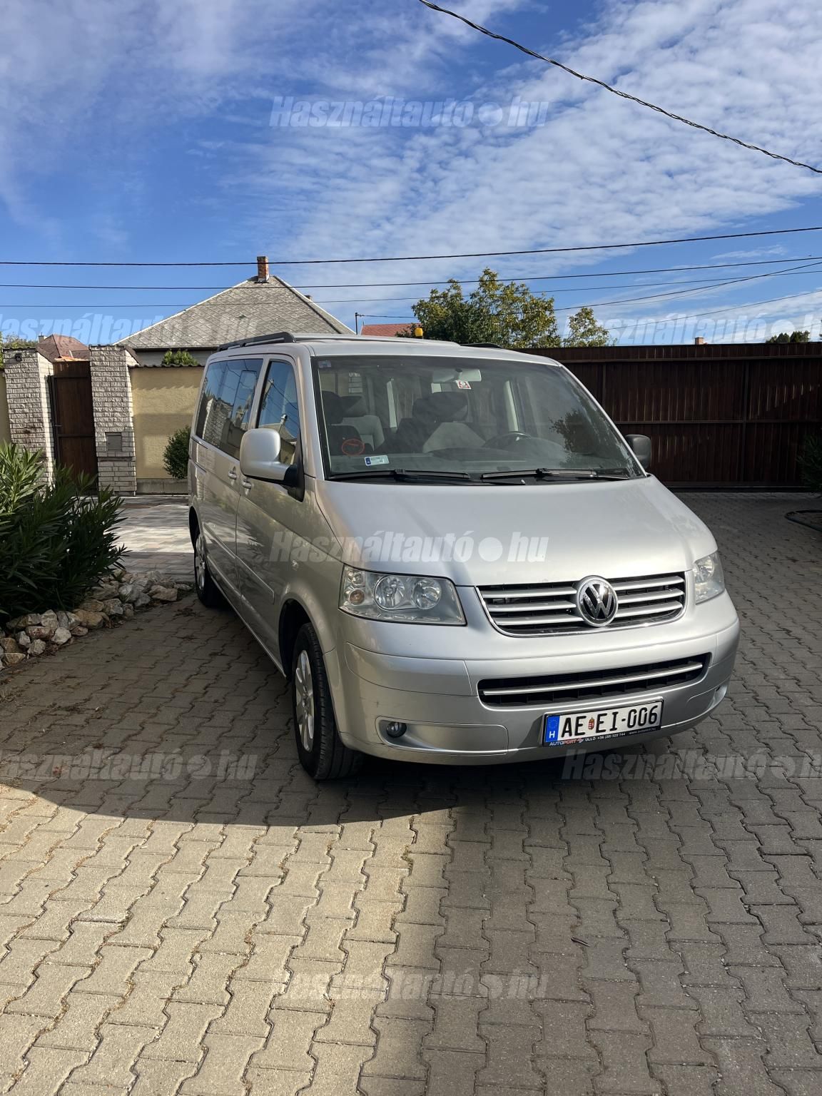 VOLKSWAGEN TRANSPORTER T5 2004 - 1