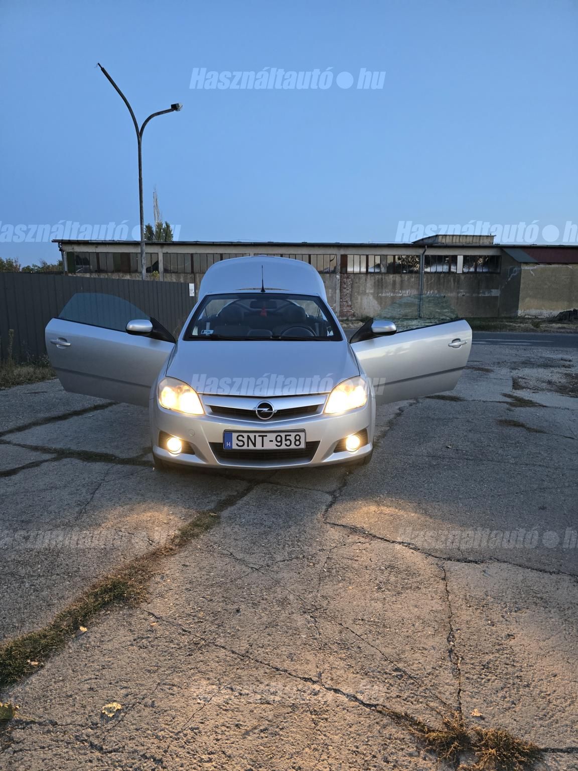 OPEL TIGRA 2006/4 - 1