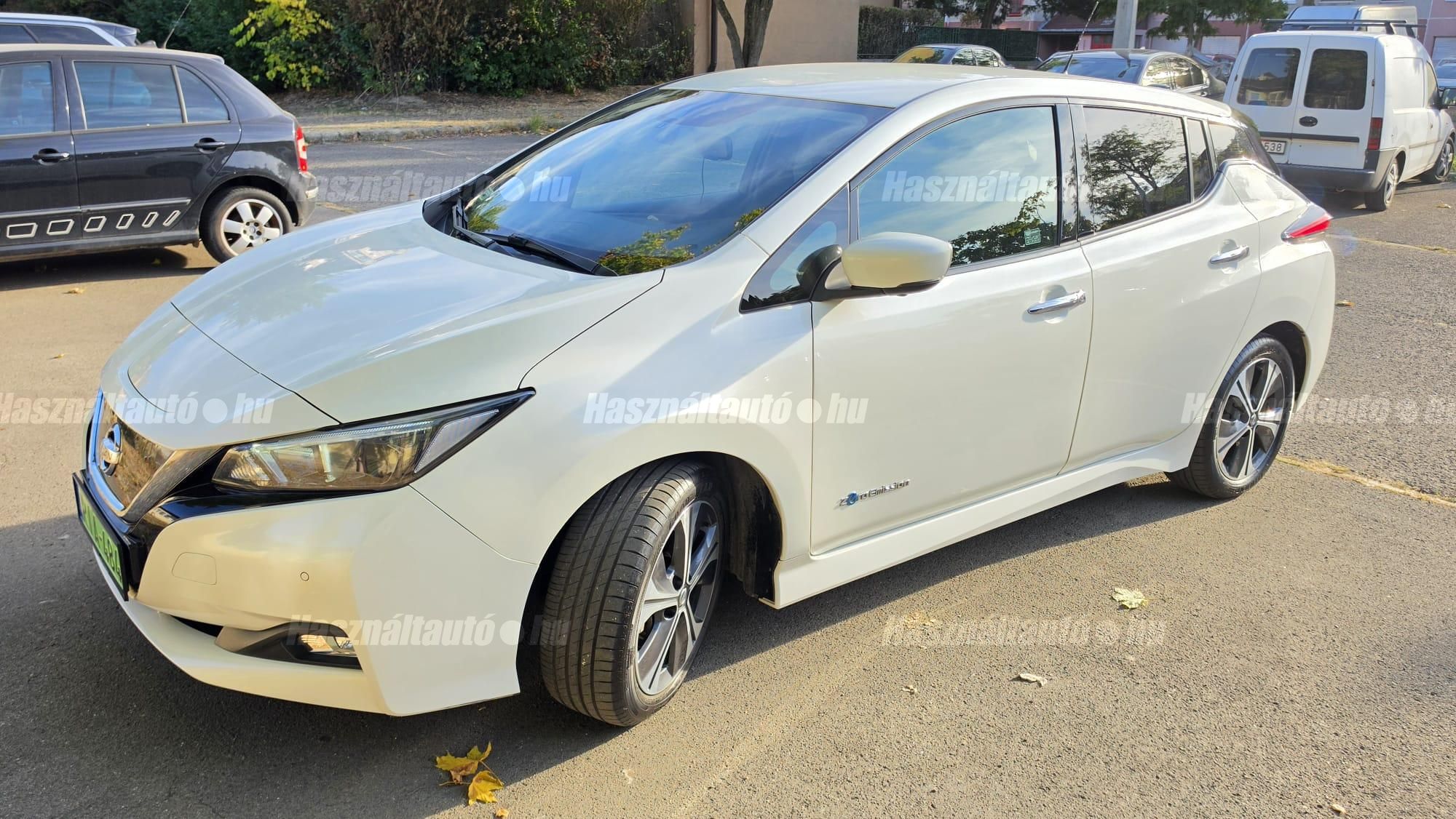 NISSAN LEAF 2018/1 - 1