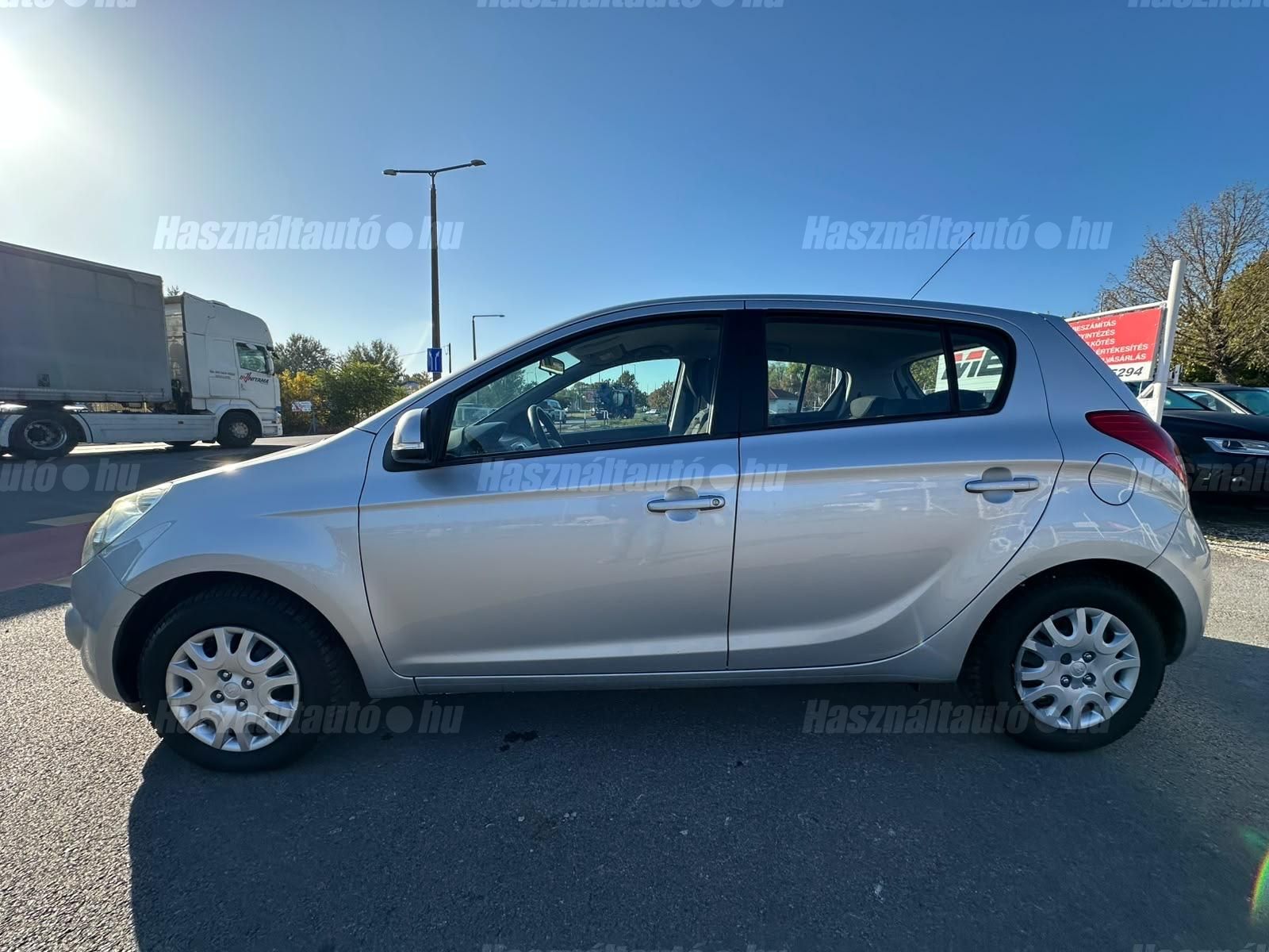 HYUNDAI I20 2011/1 - 1