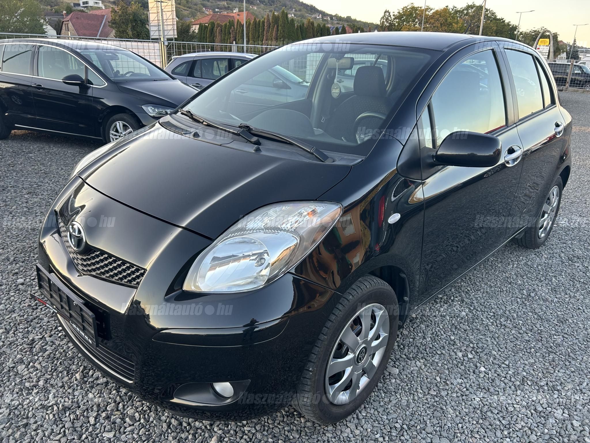TOYOTA YARIS 2010/10 - 1
