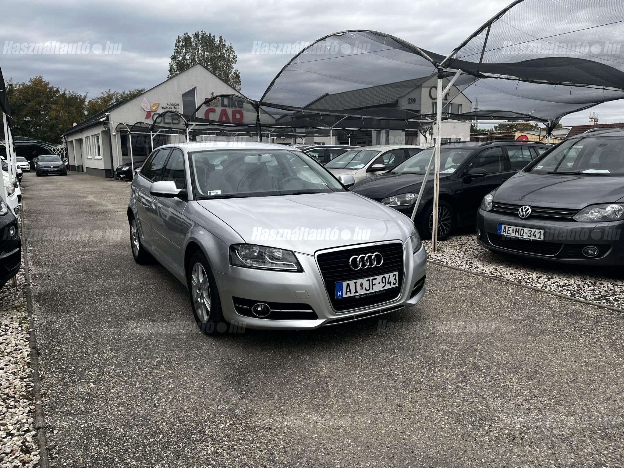 AUDI A3 2011/10 - 1