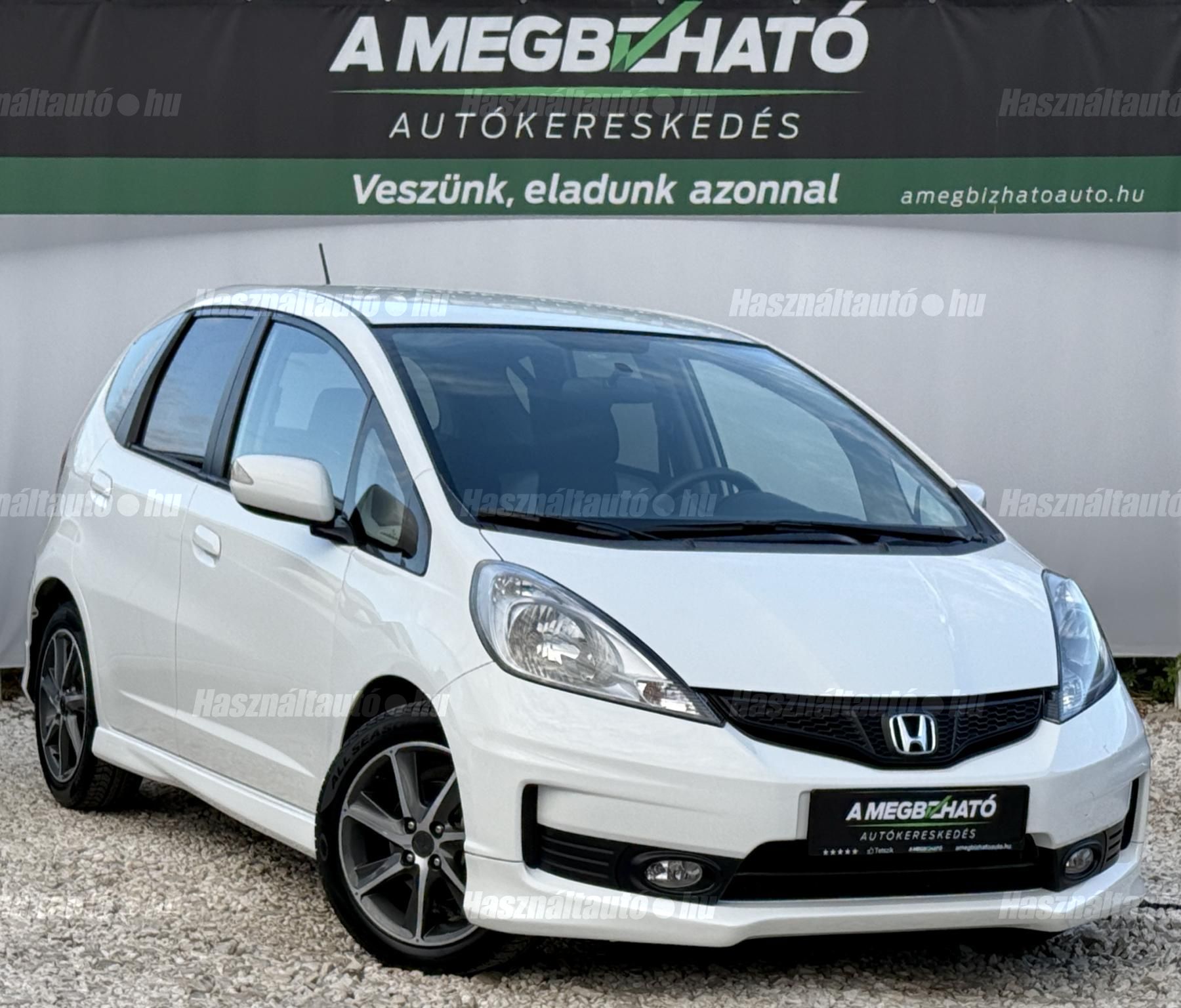 HONDA JAZZ 2013/6 - 1