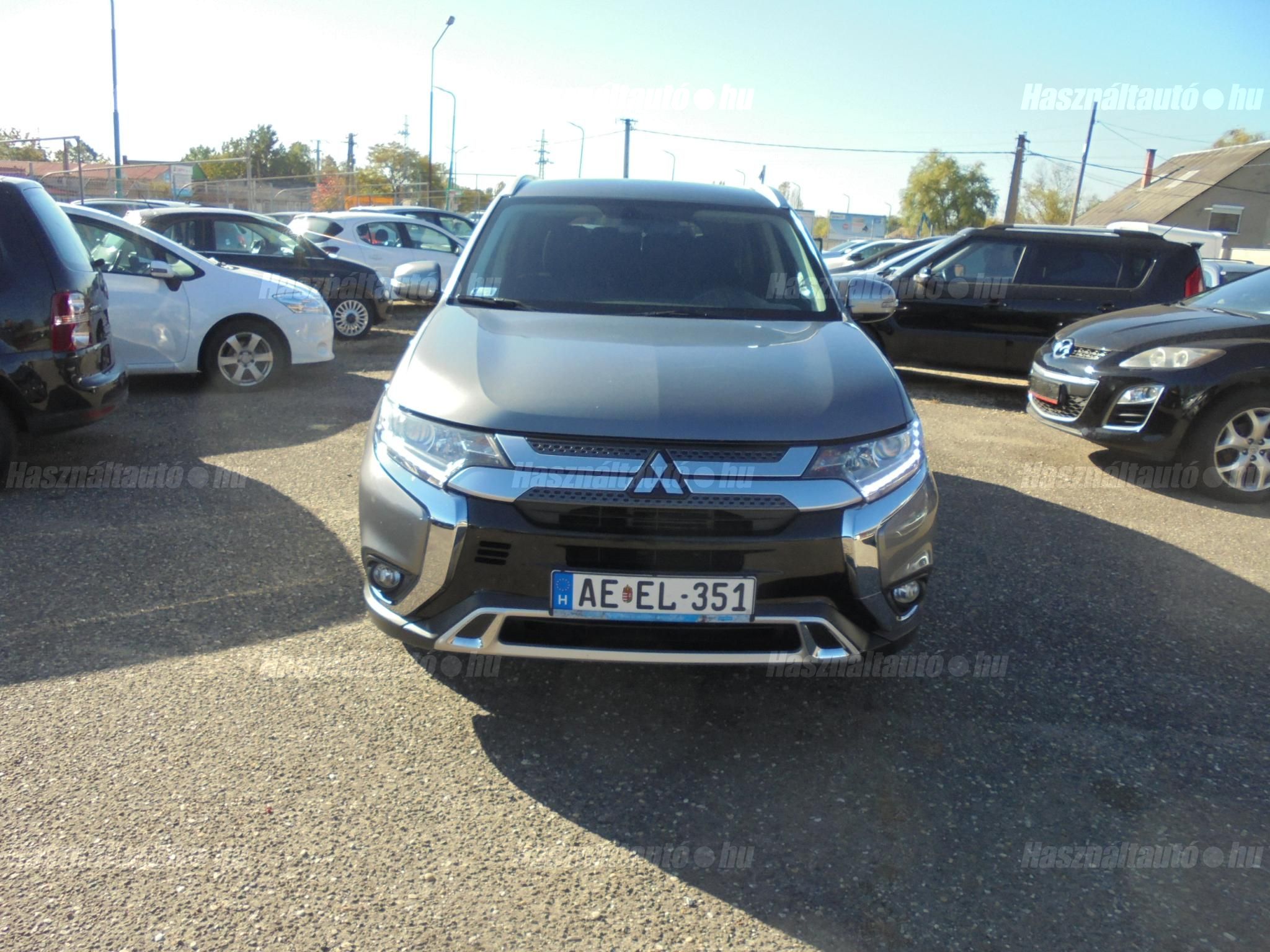 MITSUBISHI OUTLANDER 2019/4 - 1