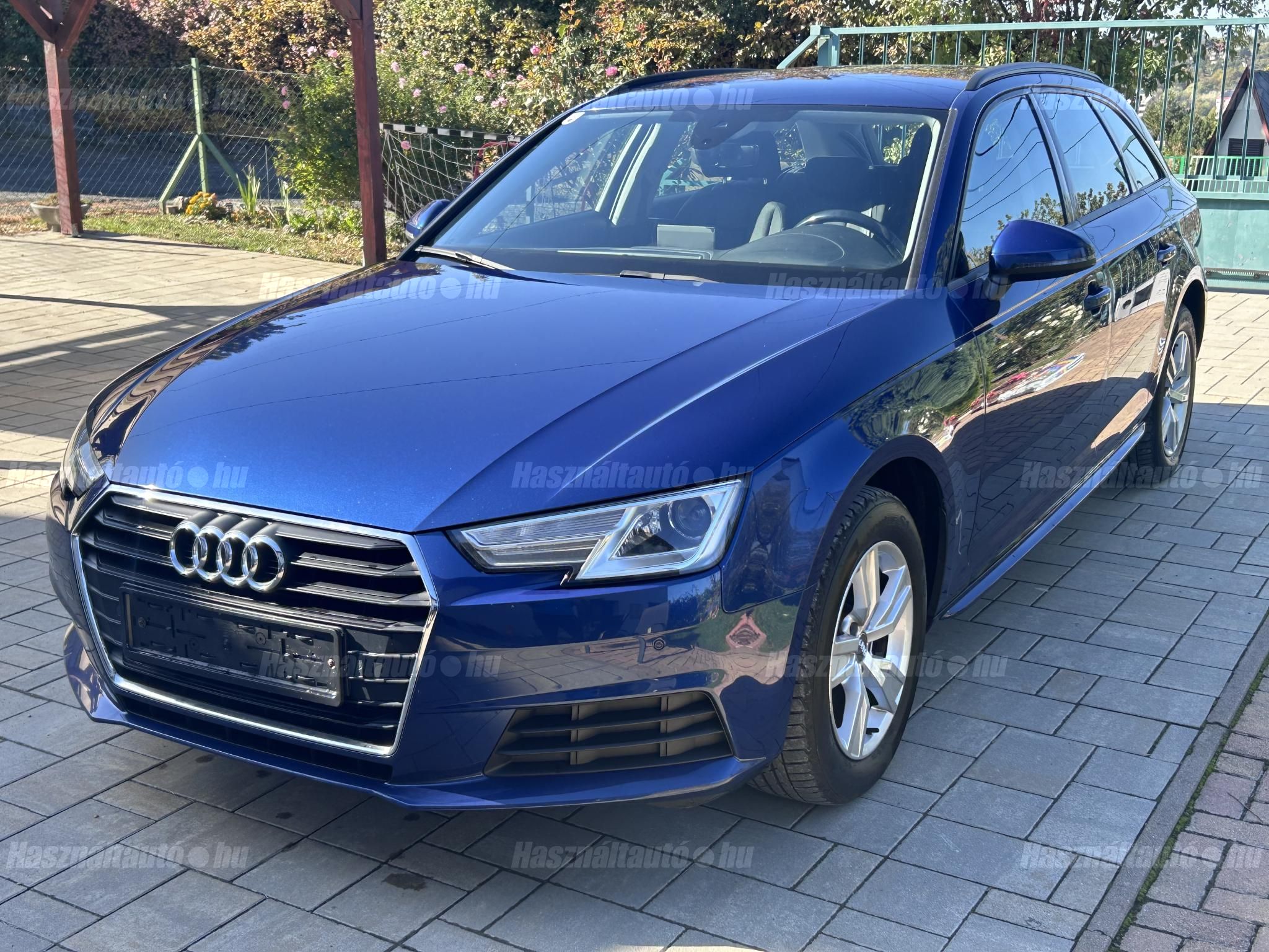 AUDI A4 2016/10 - 1