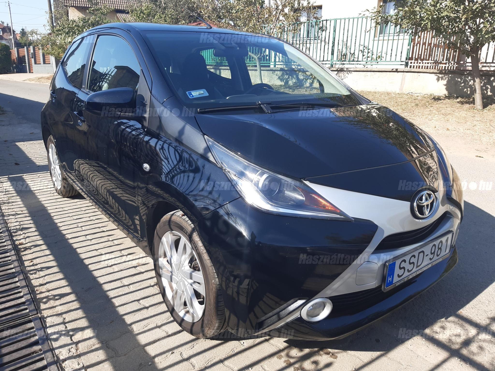 TOYOTA AYGO 2017/9 - 1
