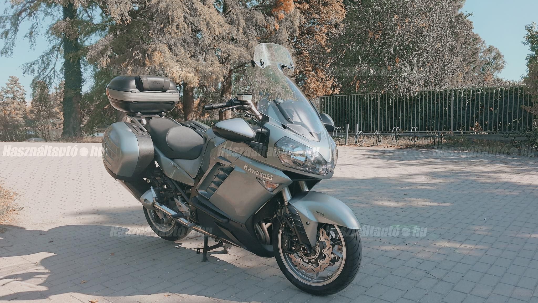 KAWASAKI GTR 1400 2008/3 - 1