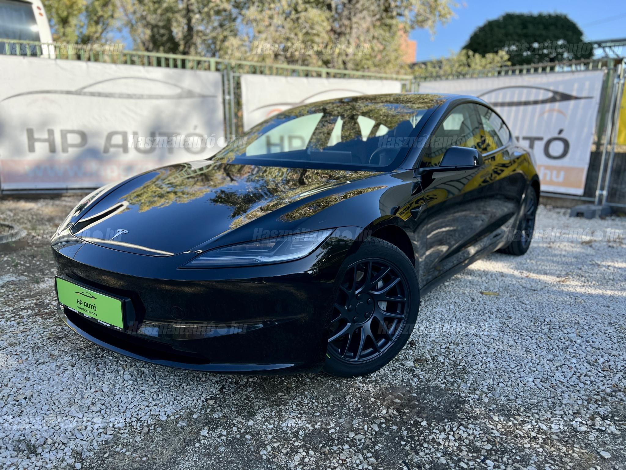 TESLA MODEL 3 2023/12 - 1