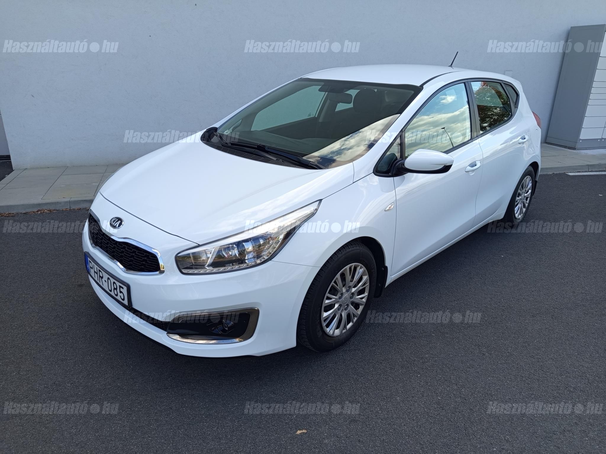 KIA CEE'D 2017/9 - 1