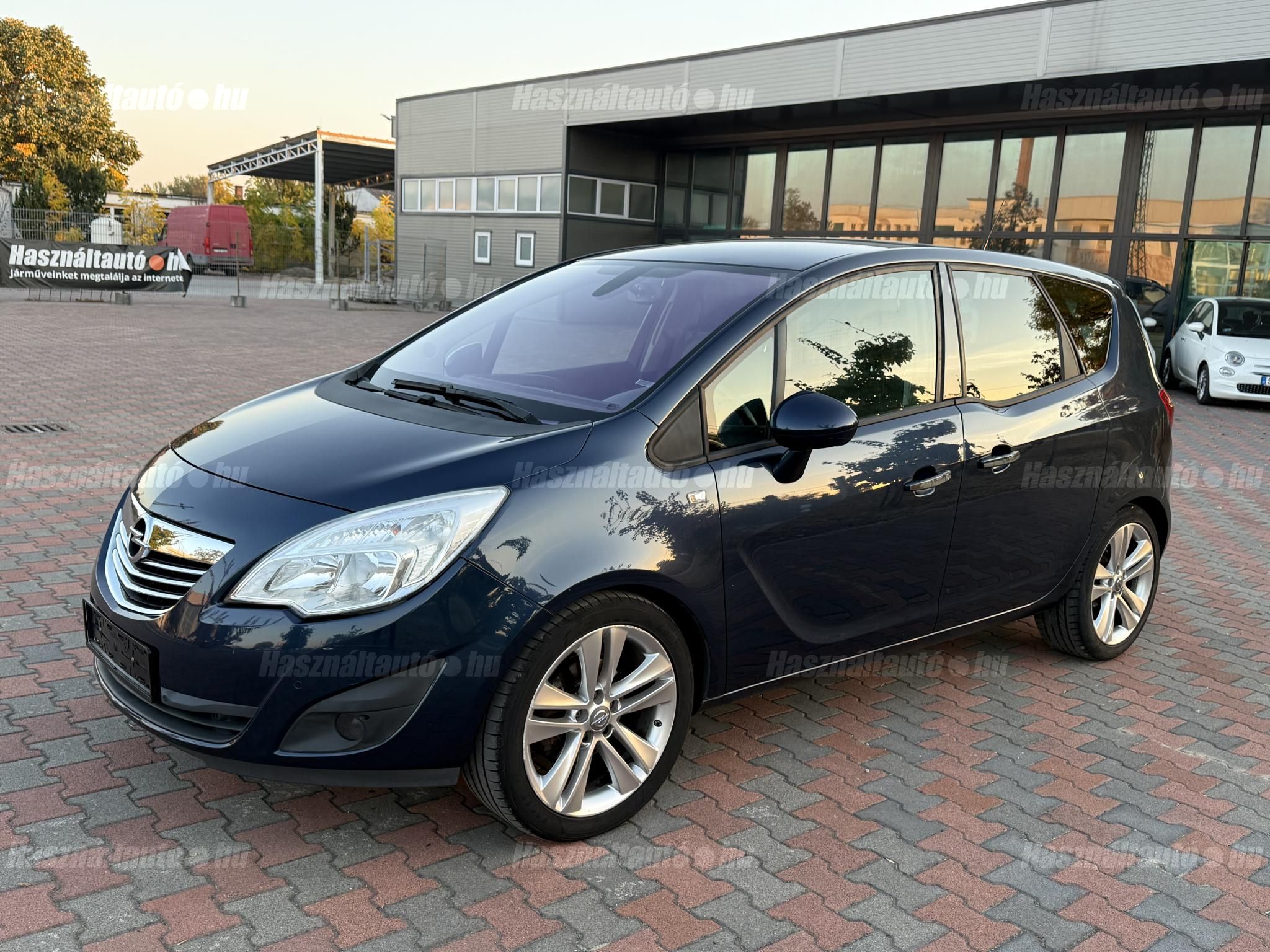OPEL MERIVA B 2012 - 1