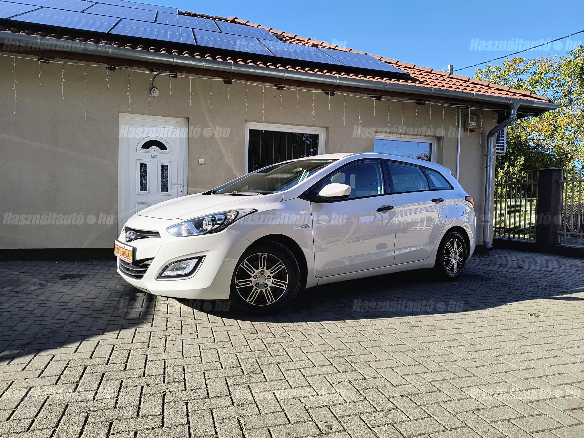 HYUNDAI I30 2012/9 - 1