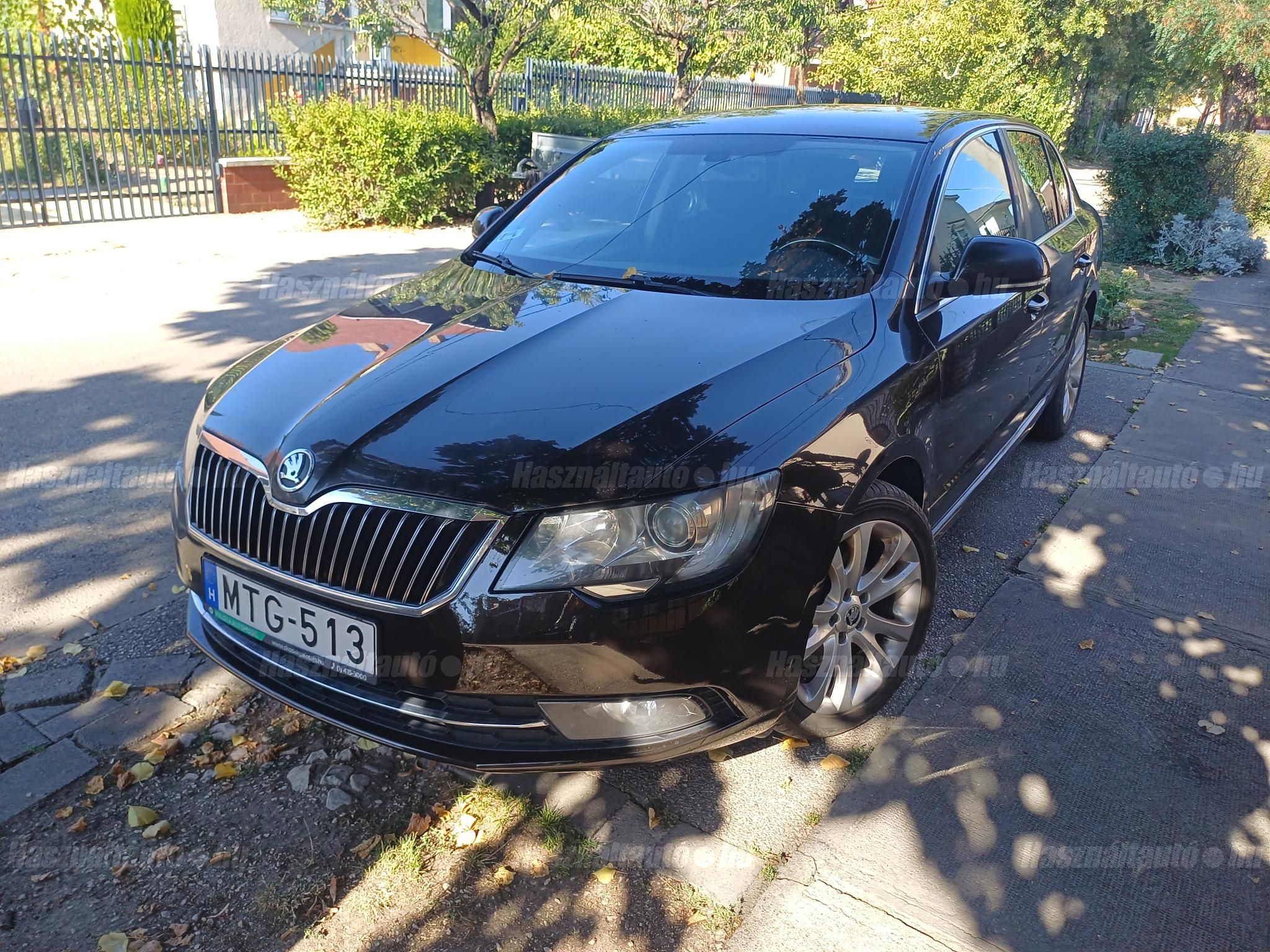 SKODA SUPERB 2014/6 - 1