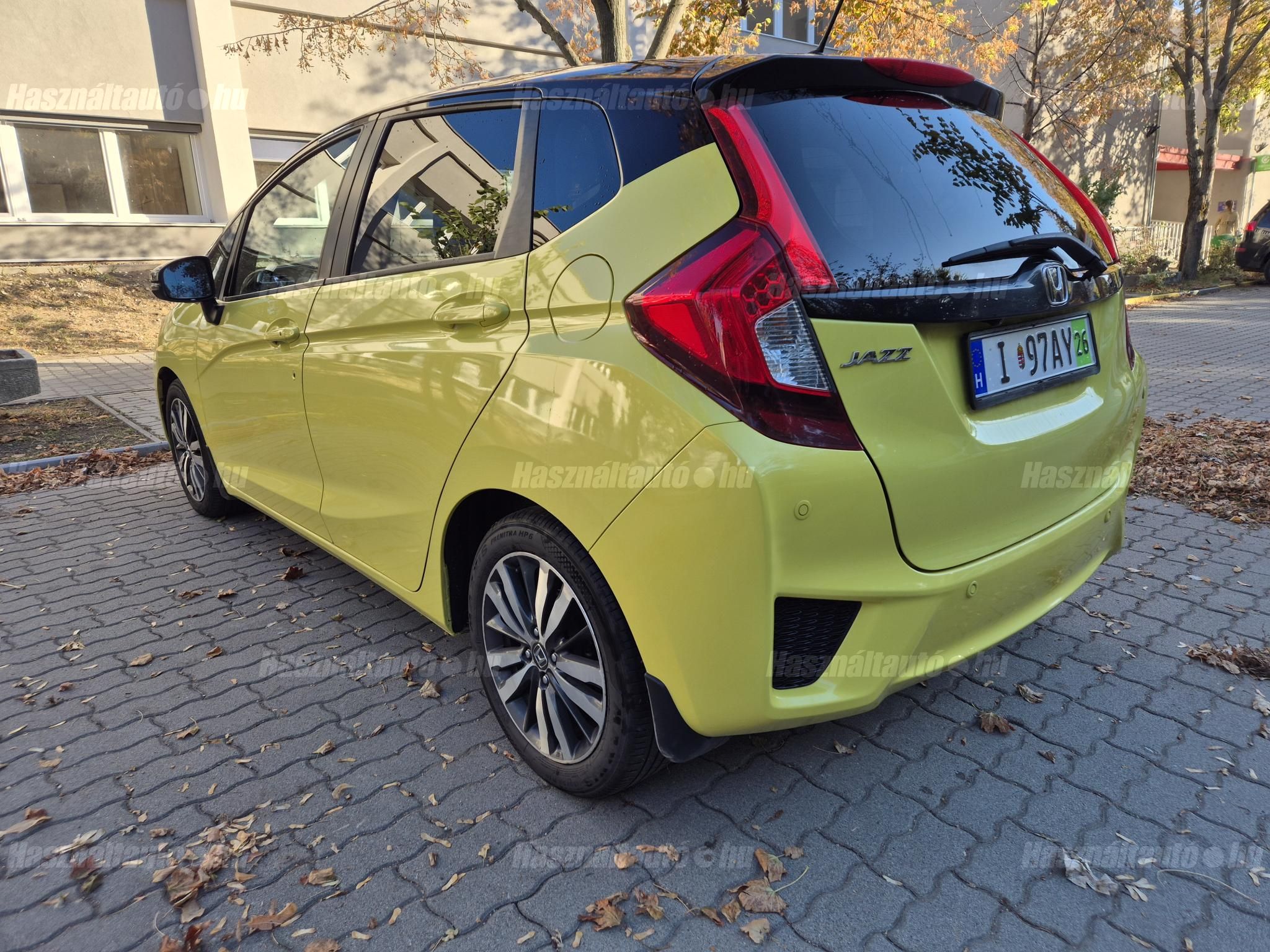 HONDA JAZZ 2016/12 - 1