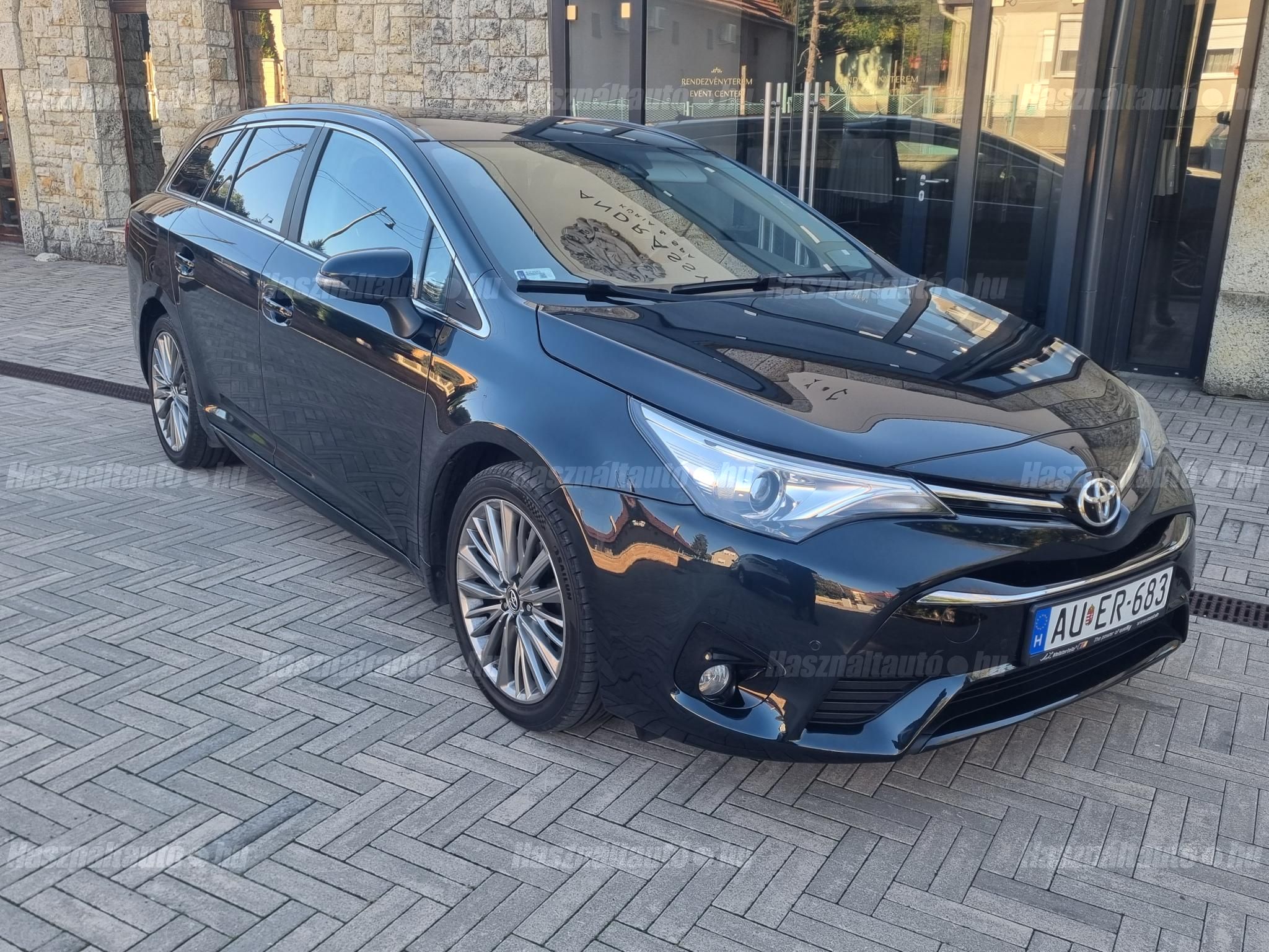 TOYOTA AVENSIS 2015/12 - 1