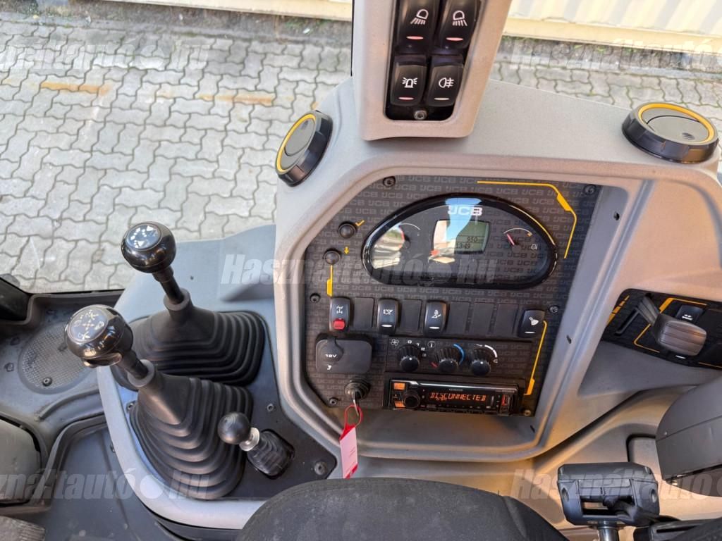 JCB 2022 - 1