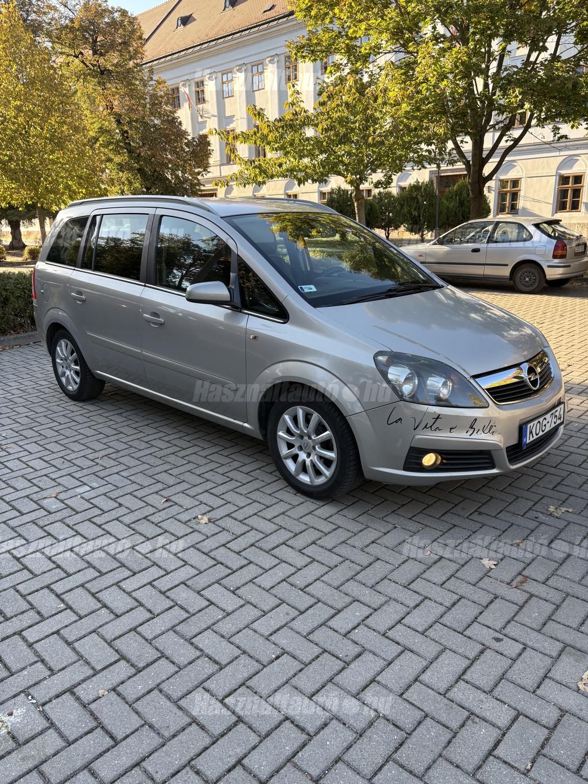 OPEL ZAFIRA B 2006/12 - 1