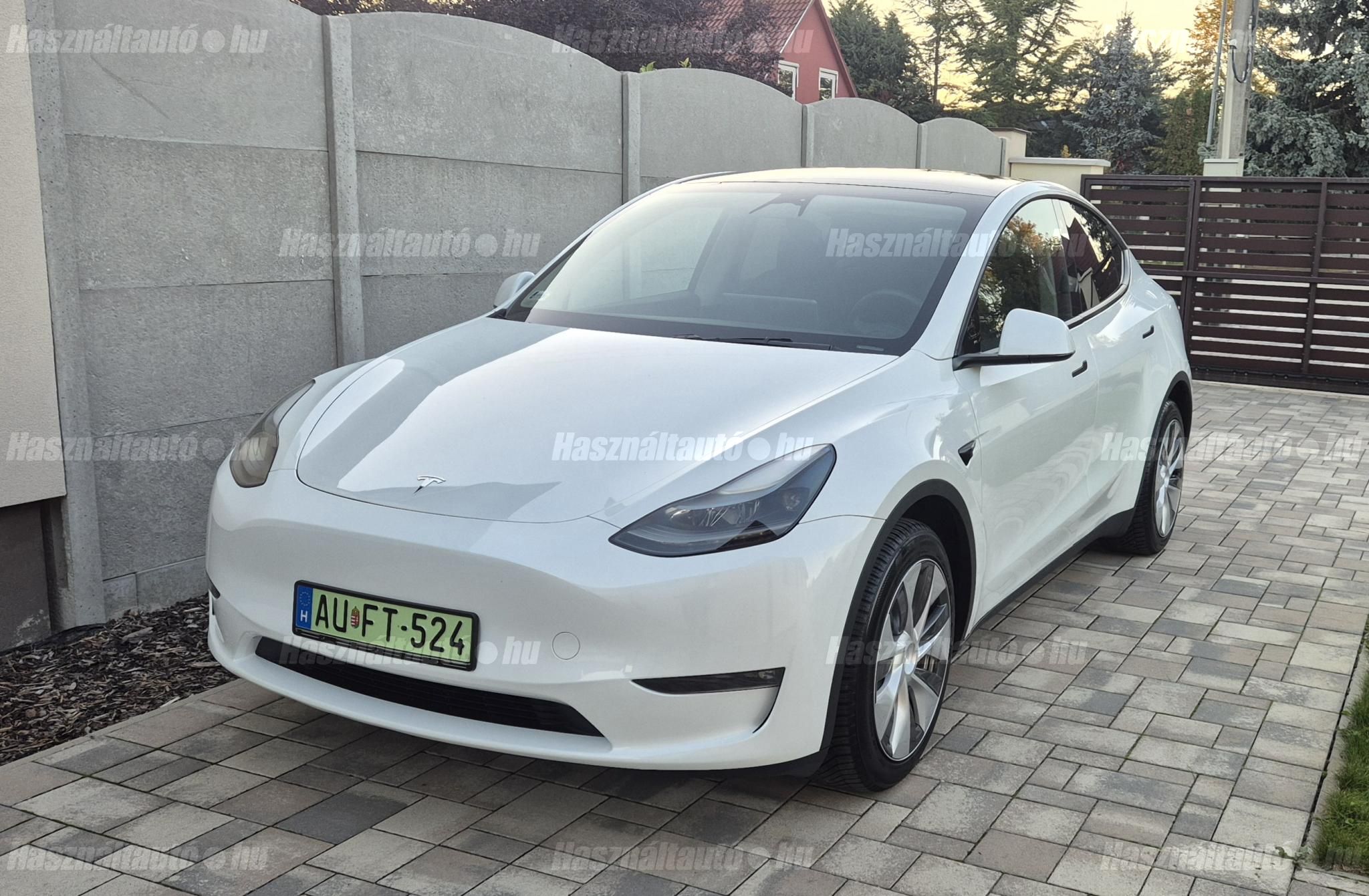 TESLA MODEL Y 2023/5 - 1
