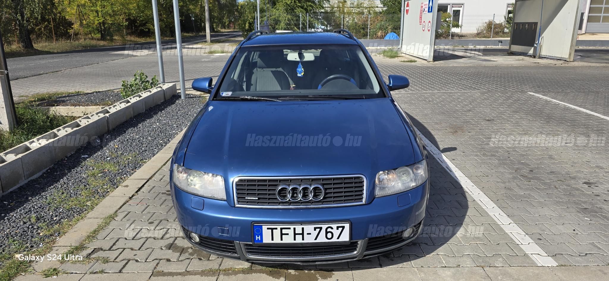 AUDI A4 2001/10 - 1