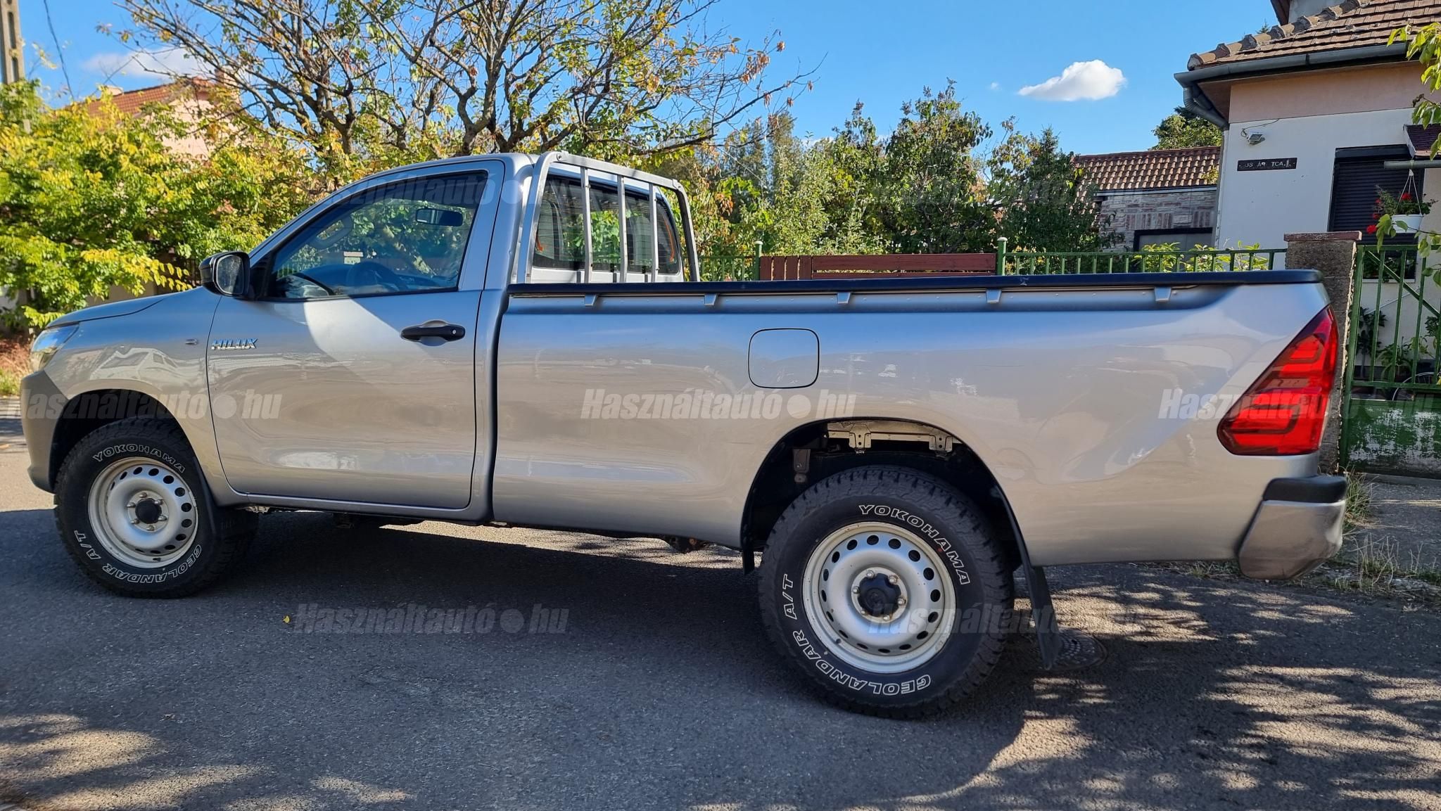 TOYOTA HILUX 2018/4 - 1