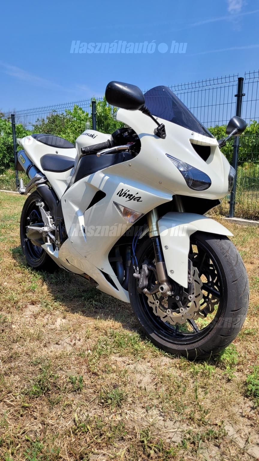 KAWASAKI ZX-10 R (NINJA) 2006/10 - 1