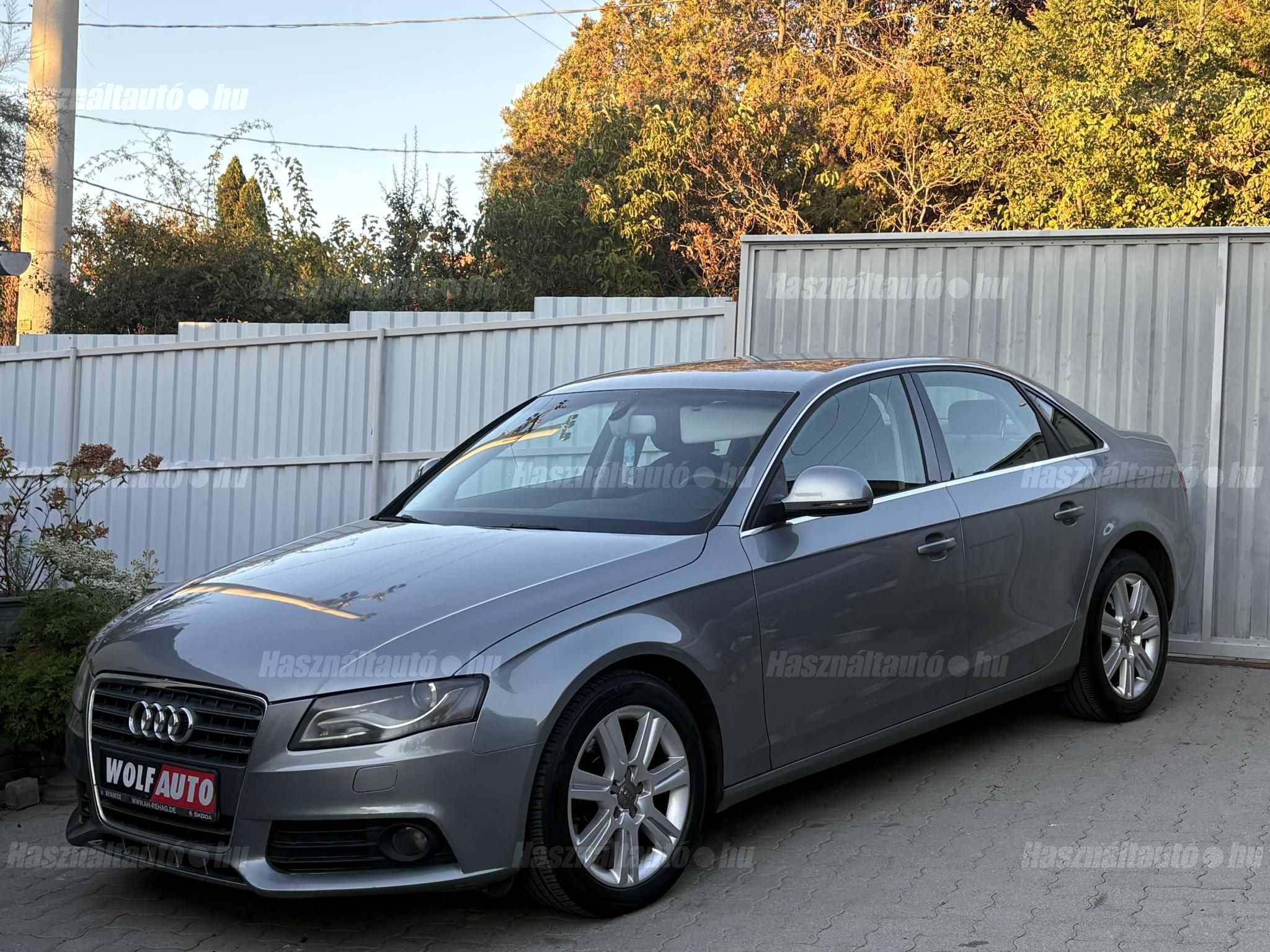 AUDI A4 2009/5 - 1