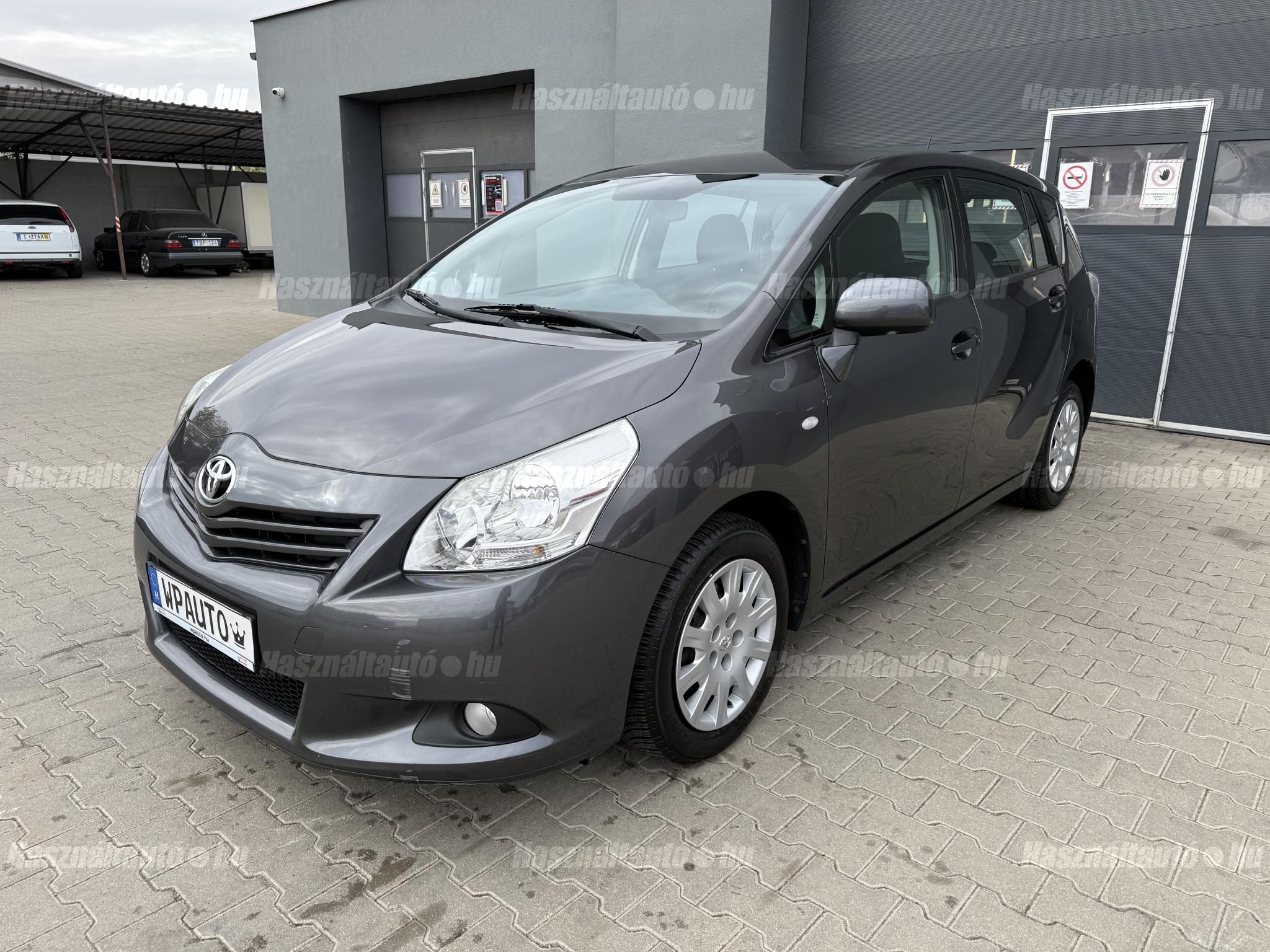 TOYOTA VERSO 2011/7 - 1