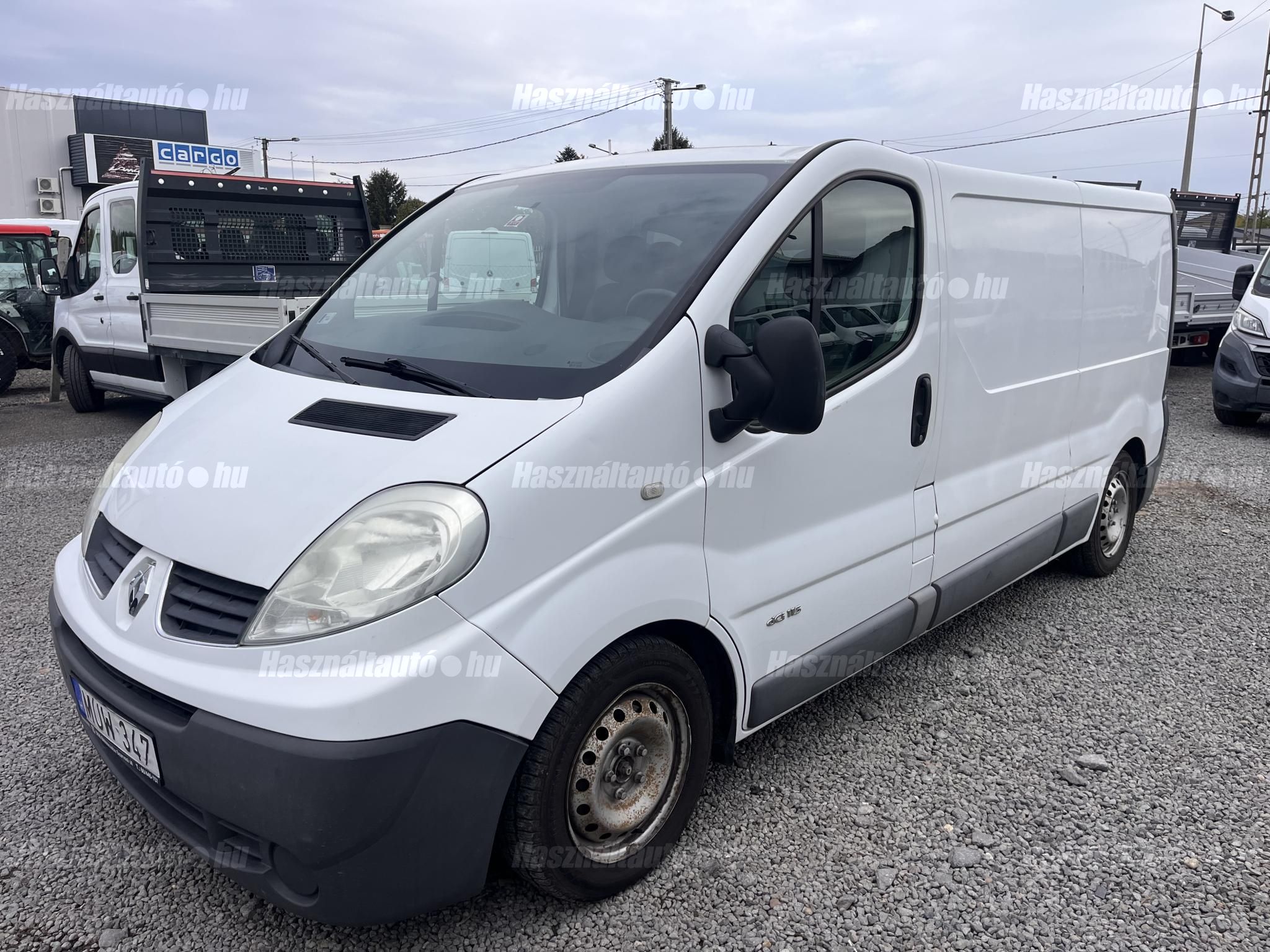 RENAULT TRAFIC 2014/7 - 1
