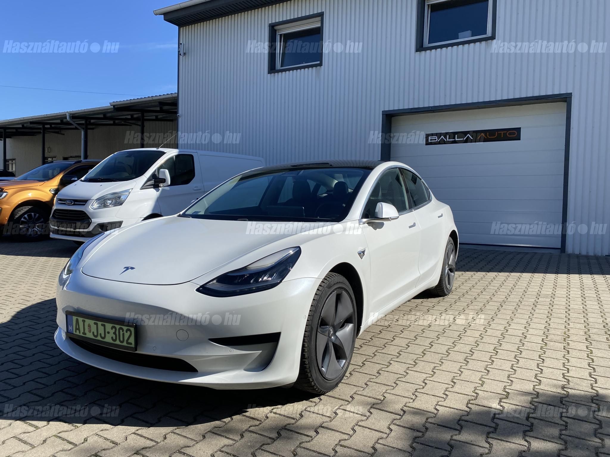 TESLA MODEL 3 2019 - 1