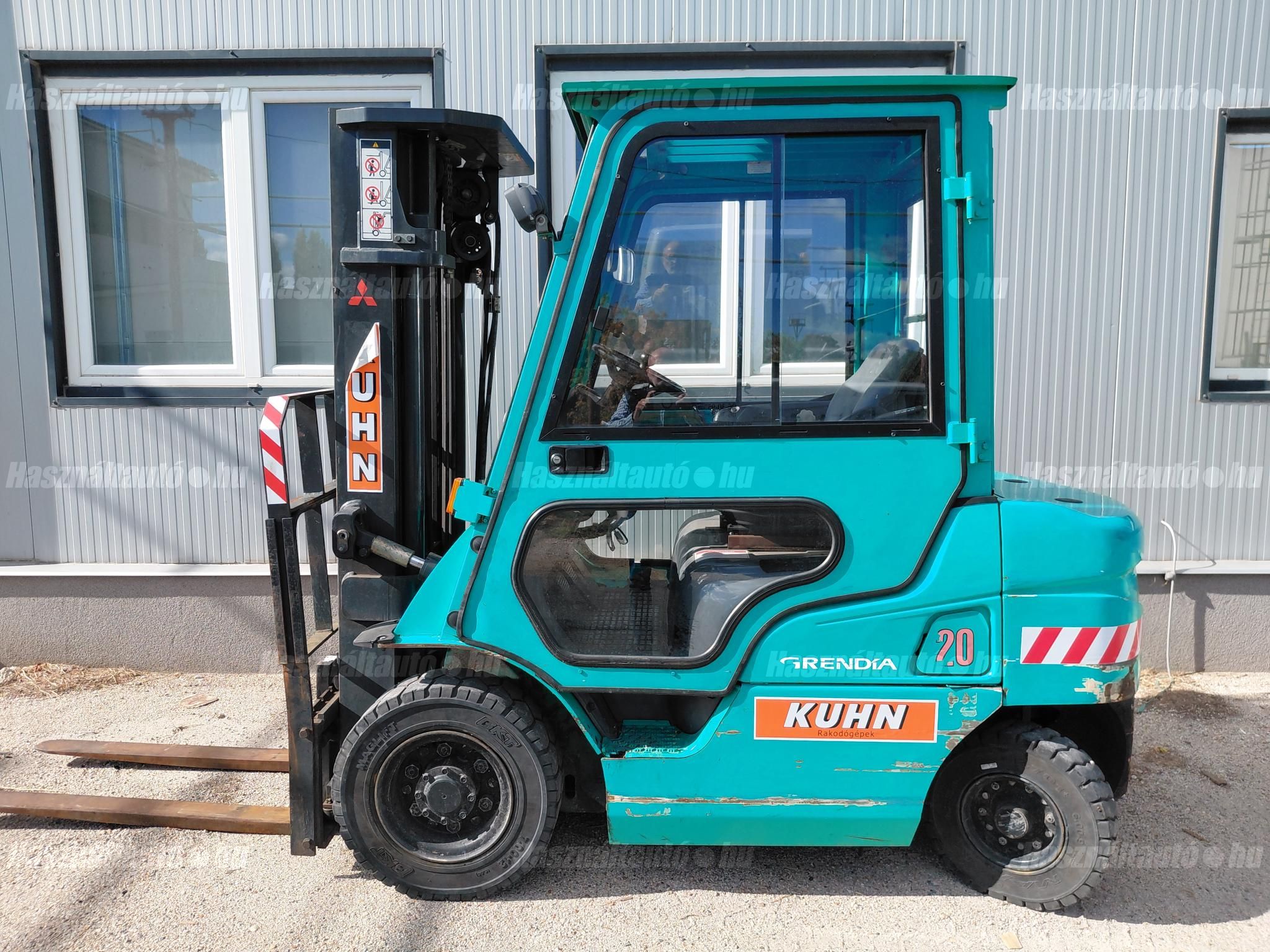 MITSUBISHI 2016 - 1