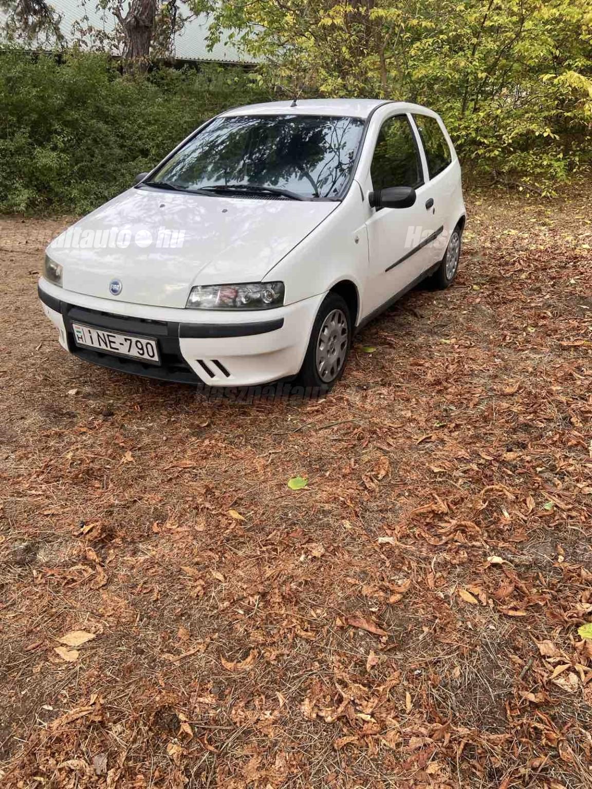 FIAT PUNTO 2002/12 - 1