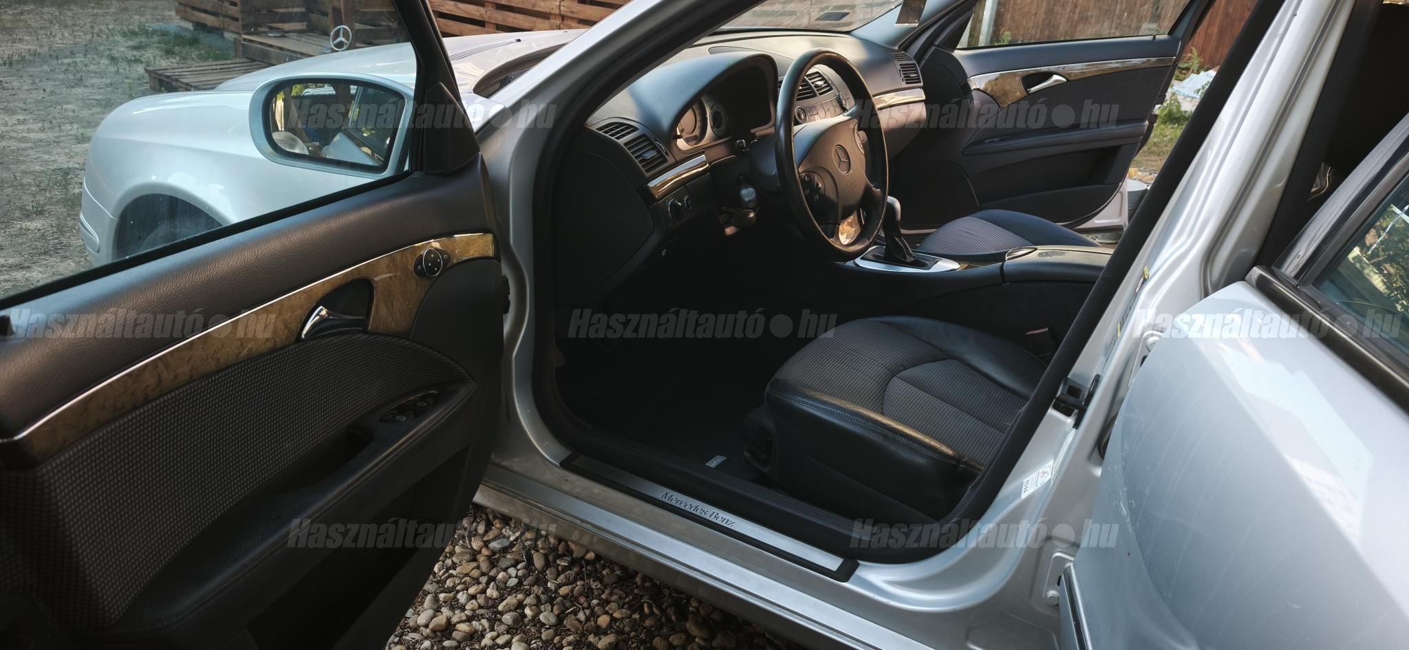 MERCEDES-BENZ E 280 2005/2 - 1