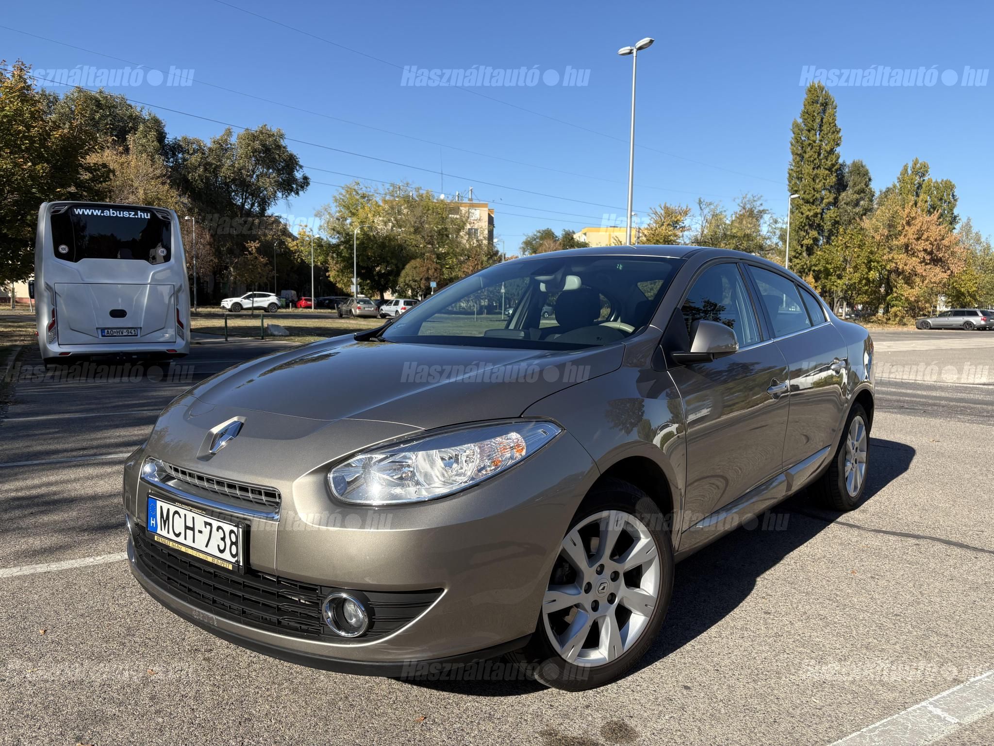 RENAULT FLUENCE 2011 - 1