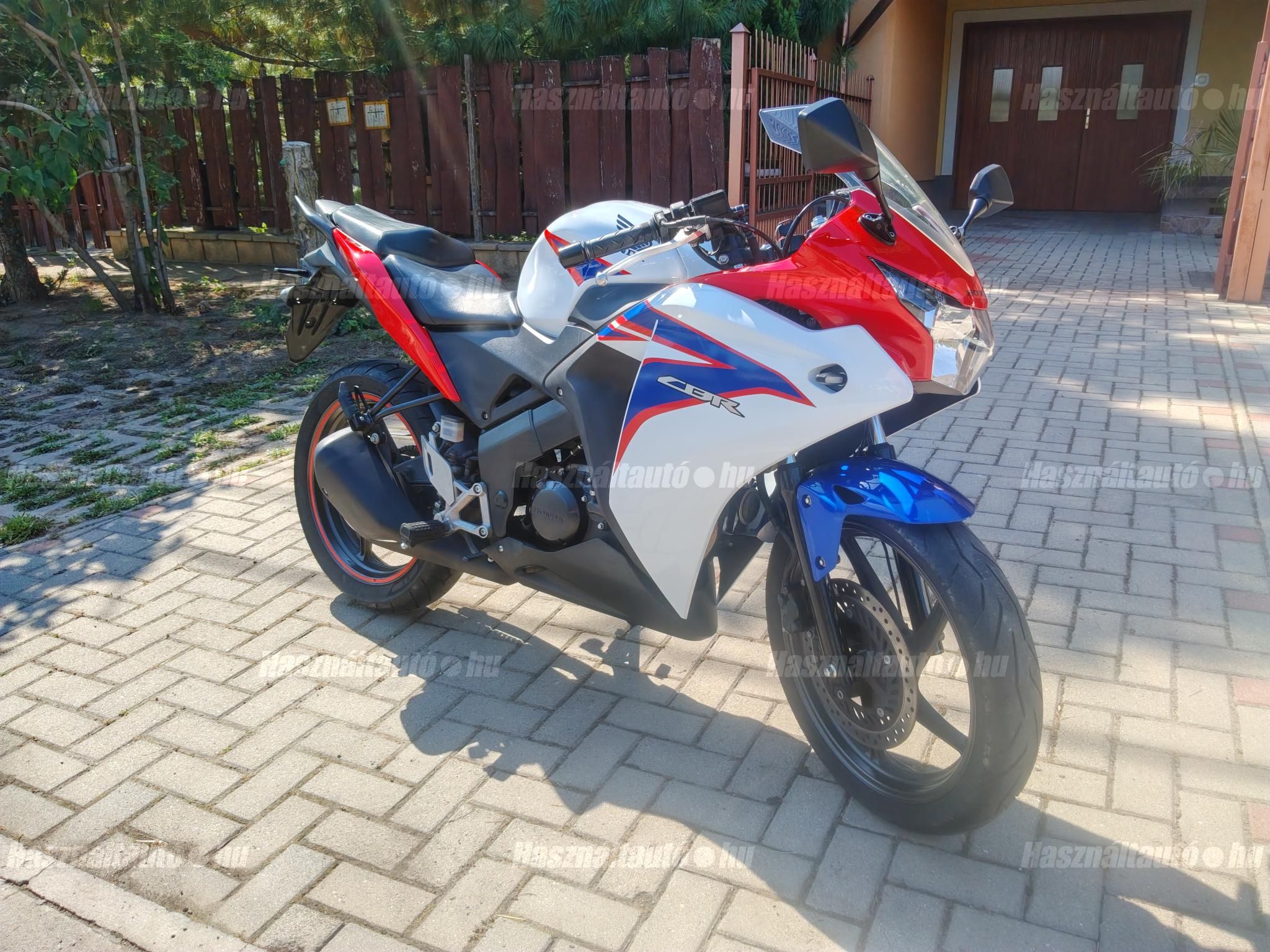 HONDA CBR 125 R 2014/7 - 1