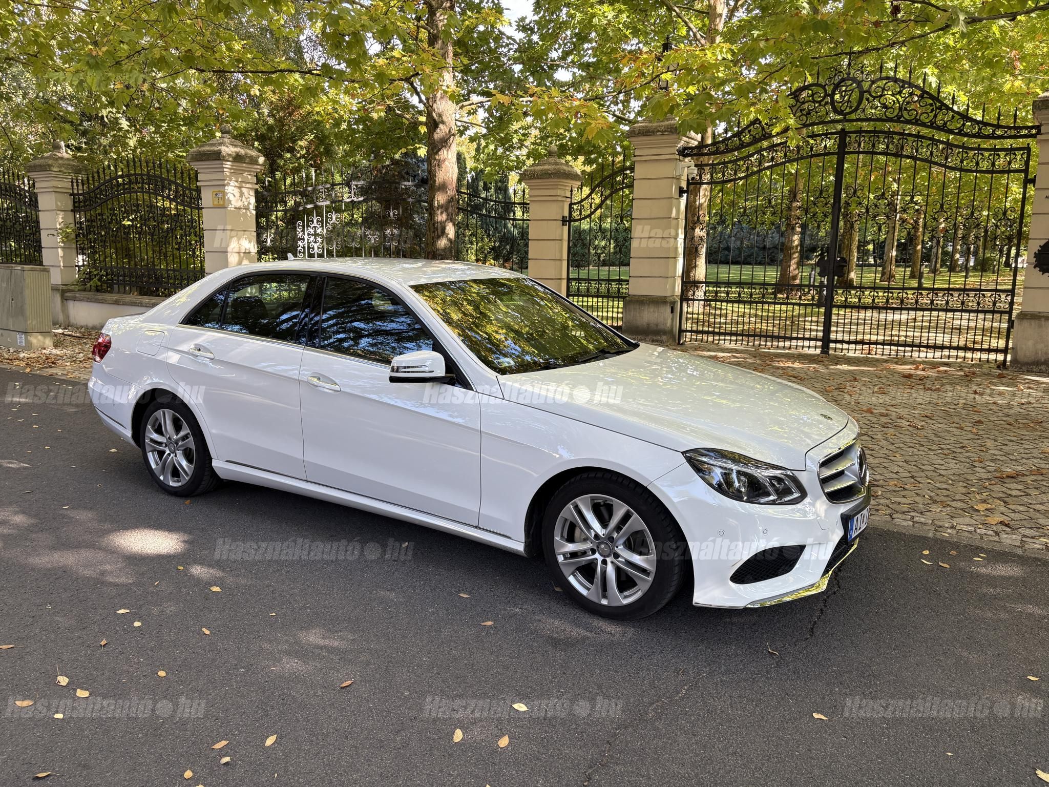 MERCEDES-BENZ E 300 2014/6 - 1