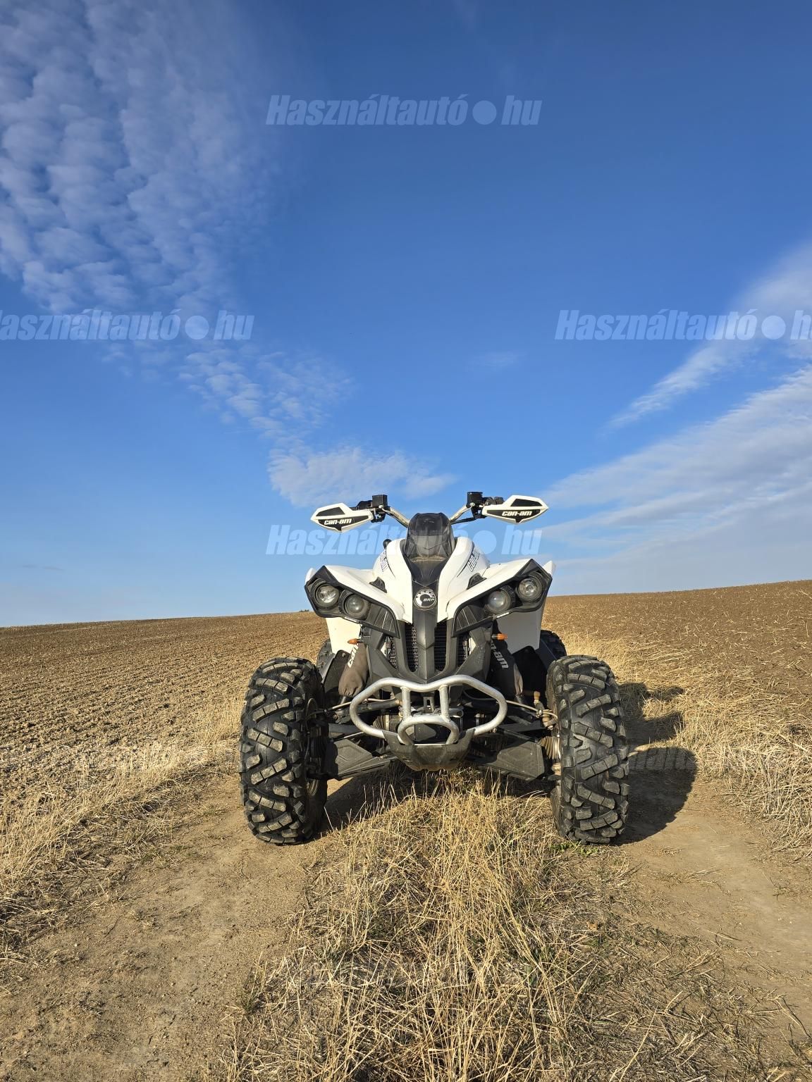 CAN-AM RENEGADE 2011/7 - 1