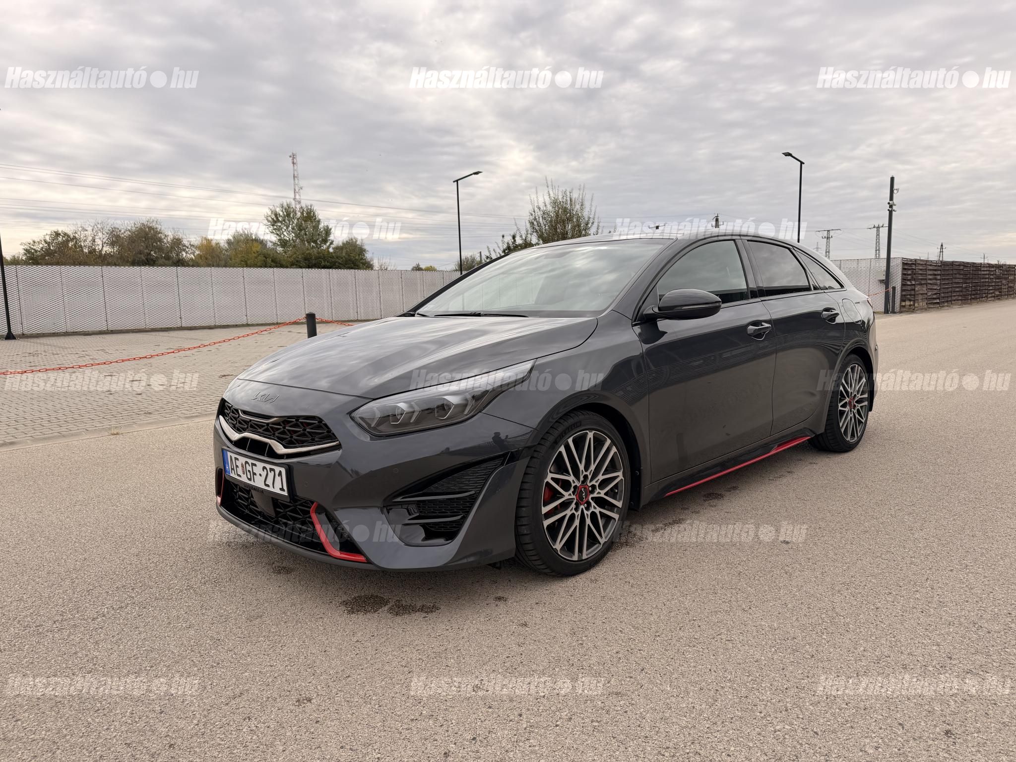 KIA PRO CEE'D 2023/9 - 1