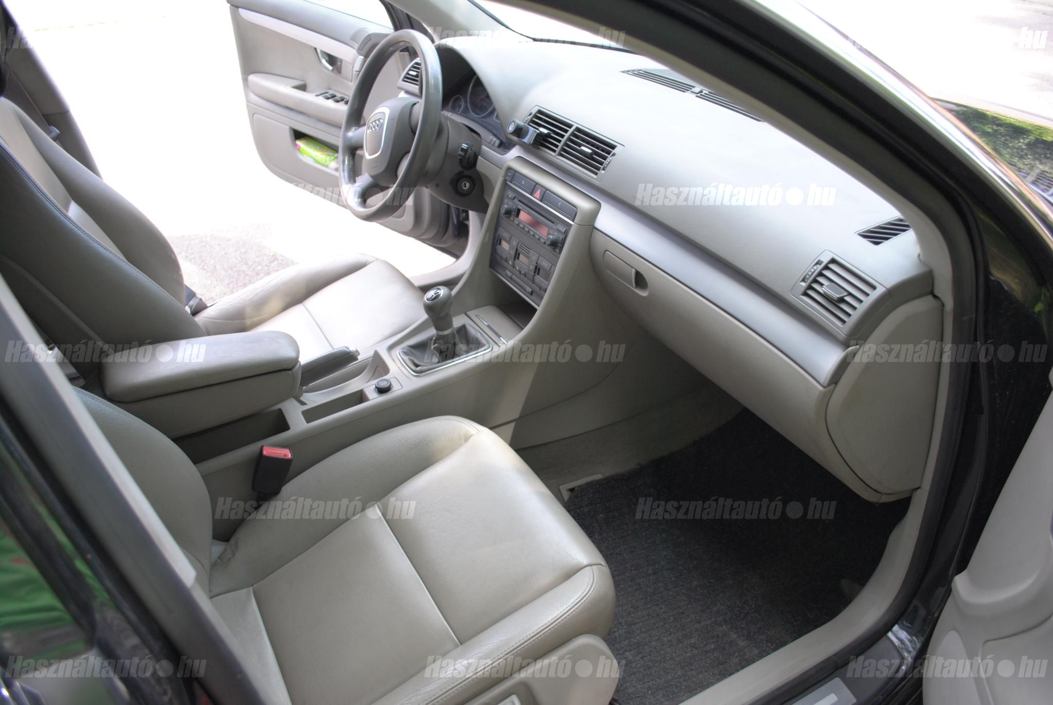 AUDI A4 2006/2 - 1