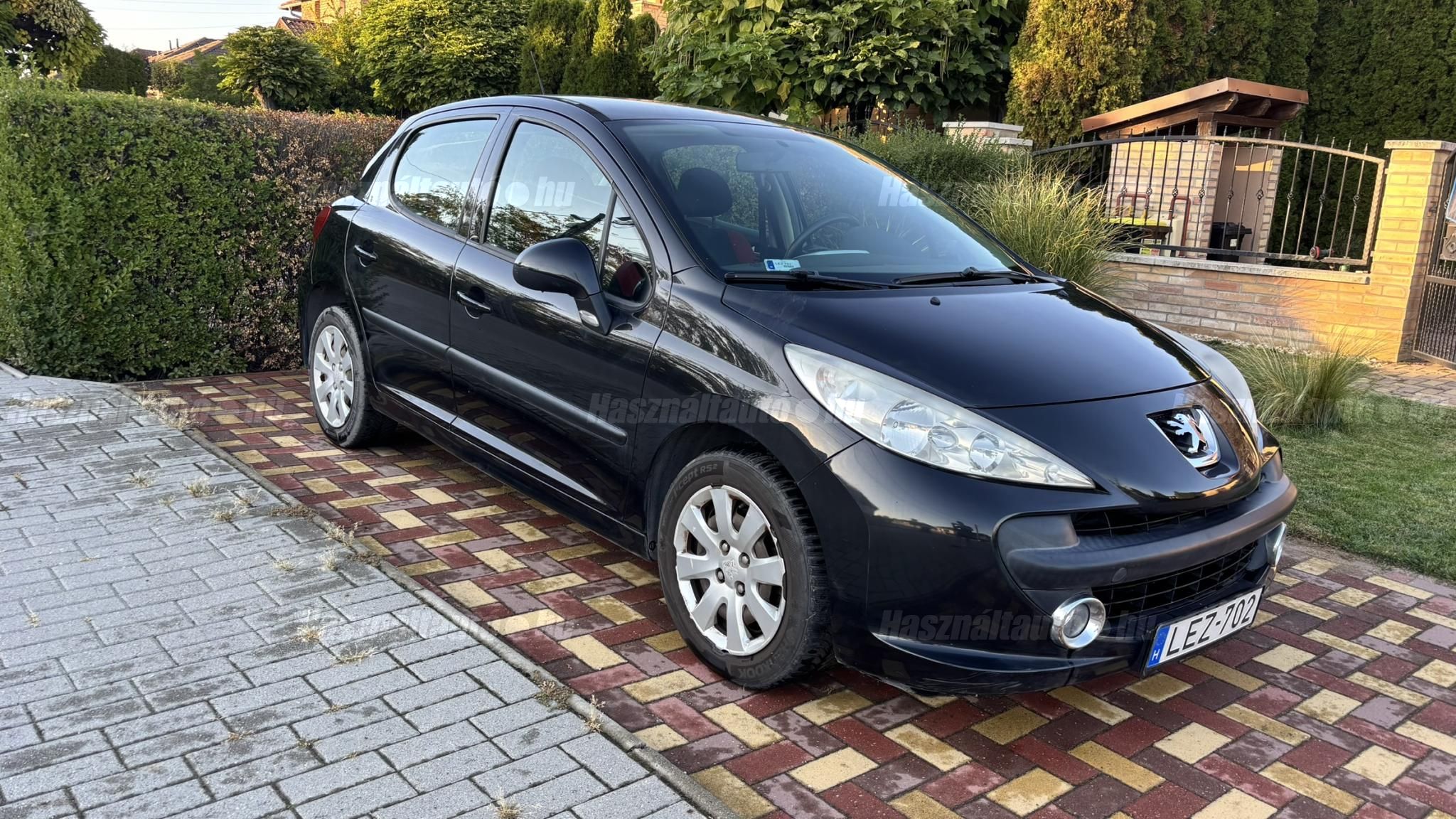 PEUGEOT 208 2008/6 - 1