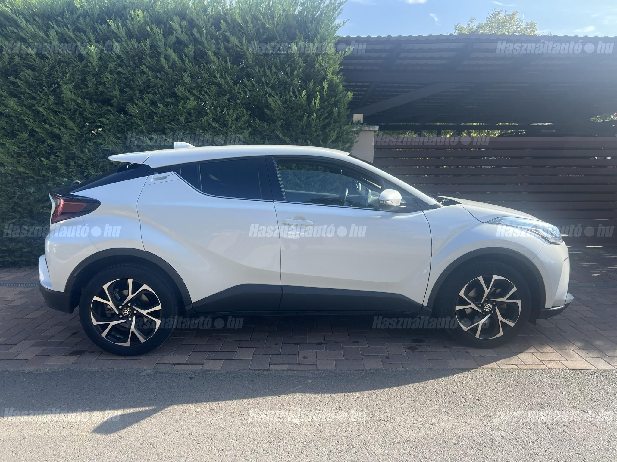 TOYOTA C-HR 2020/10 - 1