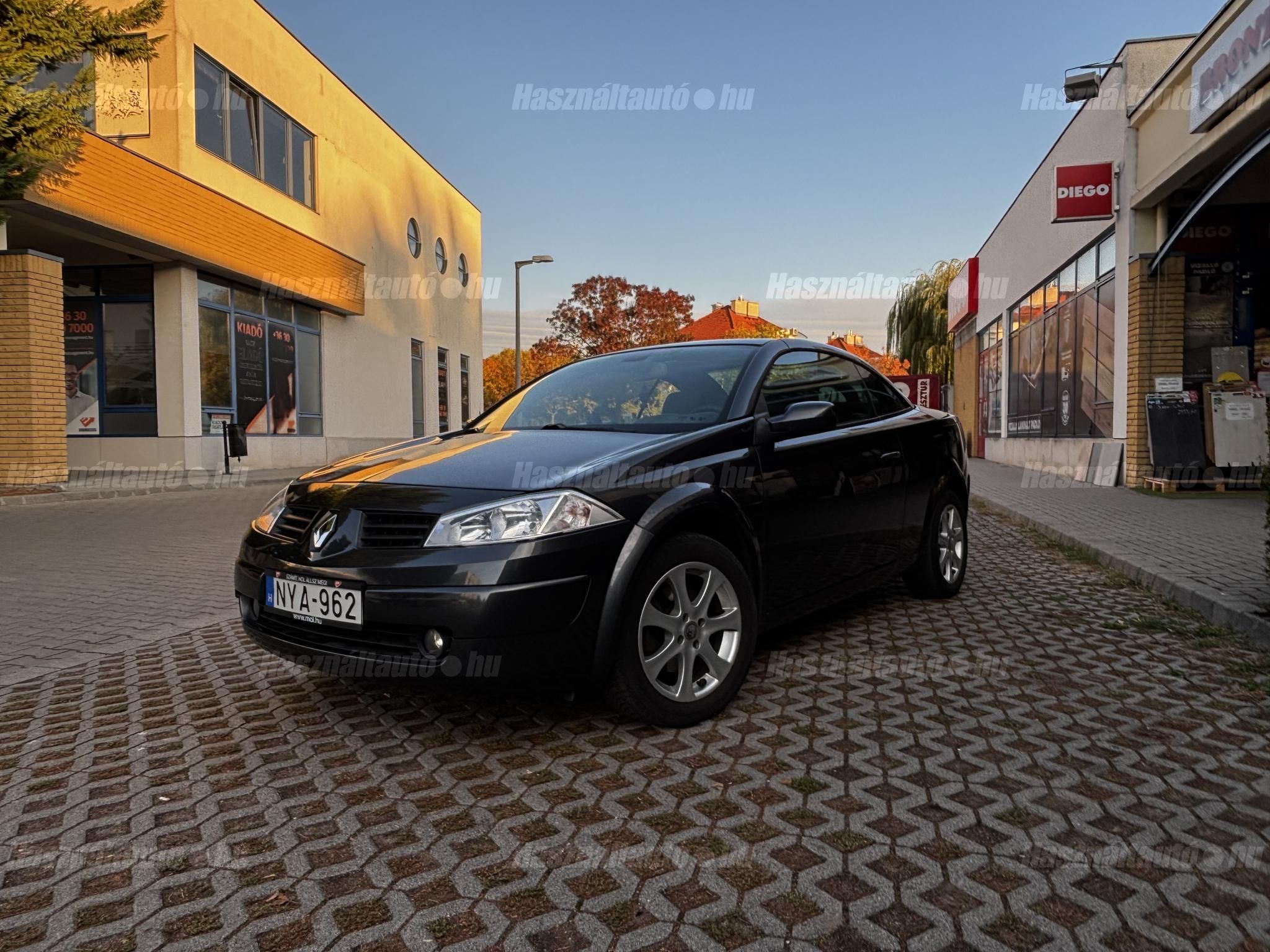 RENAULT MEGANE 2006/4 - 1