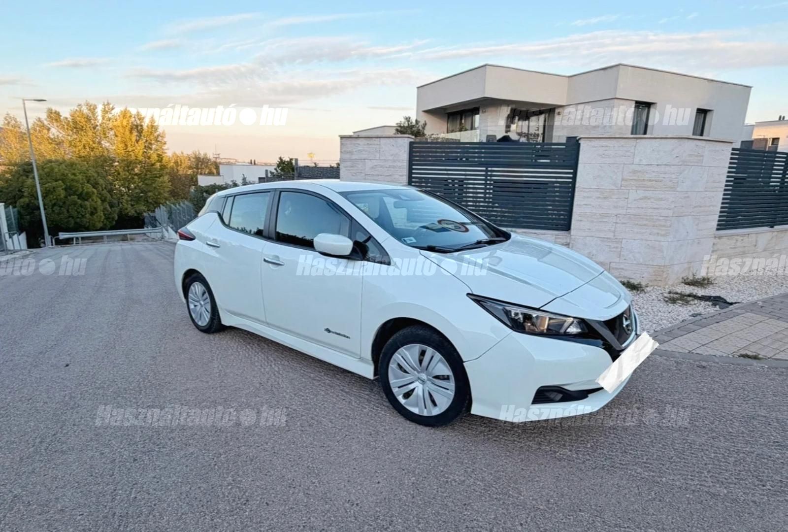 NISSAN LEAF 2019/3 - 1